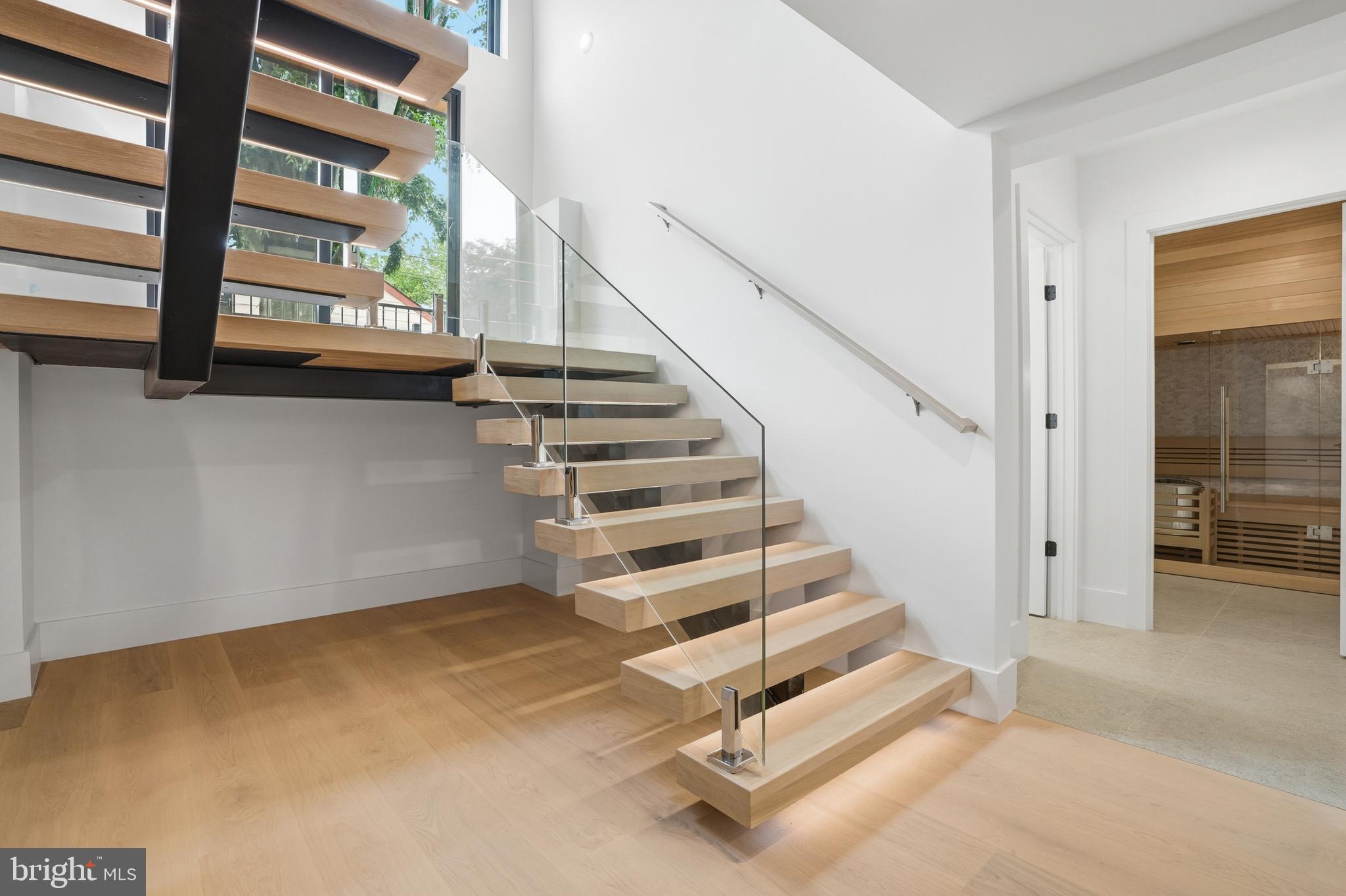 PIMMIT HILLS - Residential