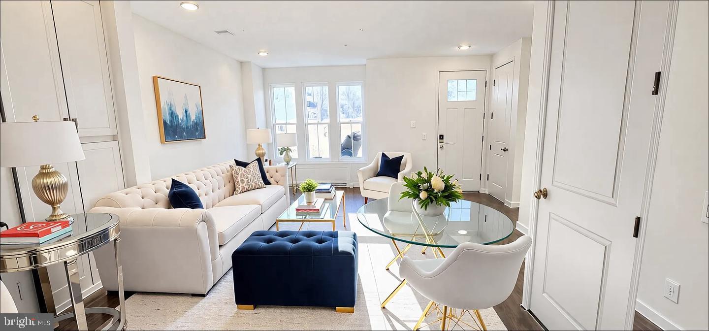 THE GROVE AT JACKSON VILLAGE - Residential