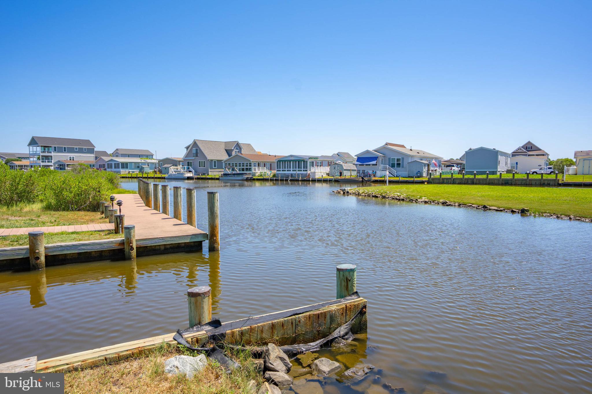 REFUGE AT DIRICKSON CREEK - Residential