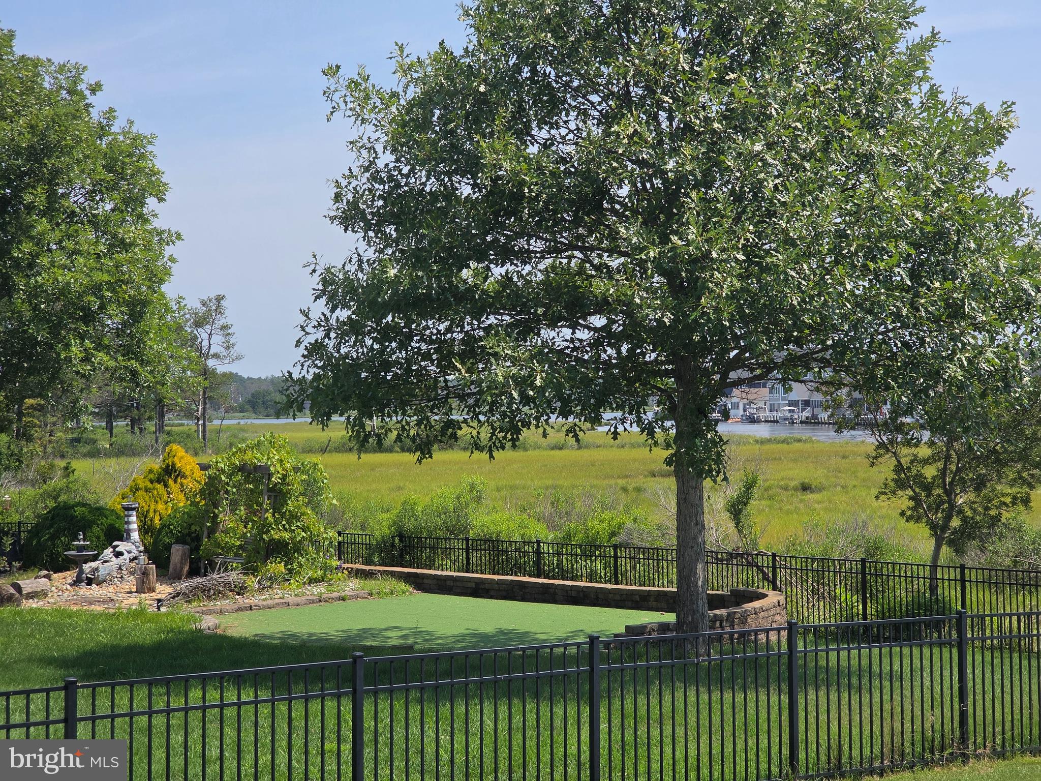 REFUGE AT DIRICKSON CREEK - Residential