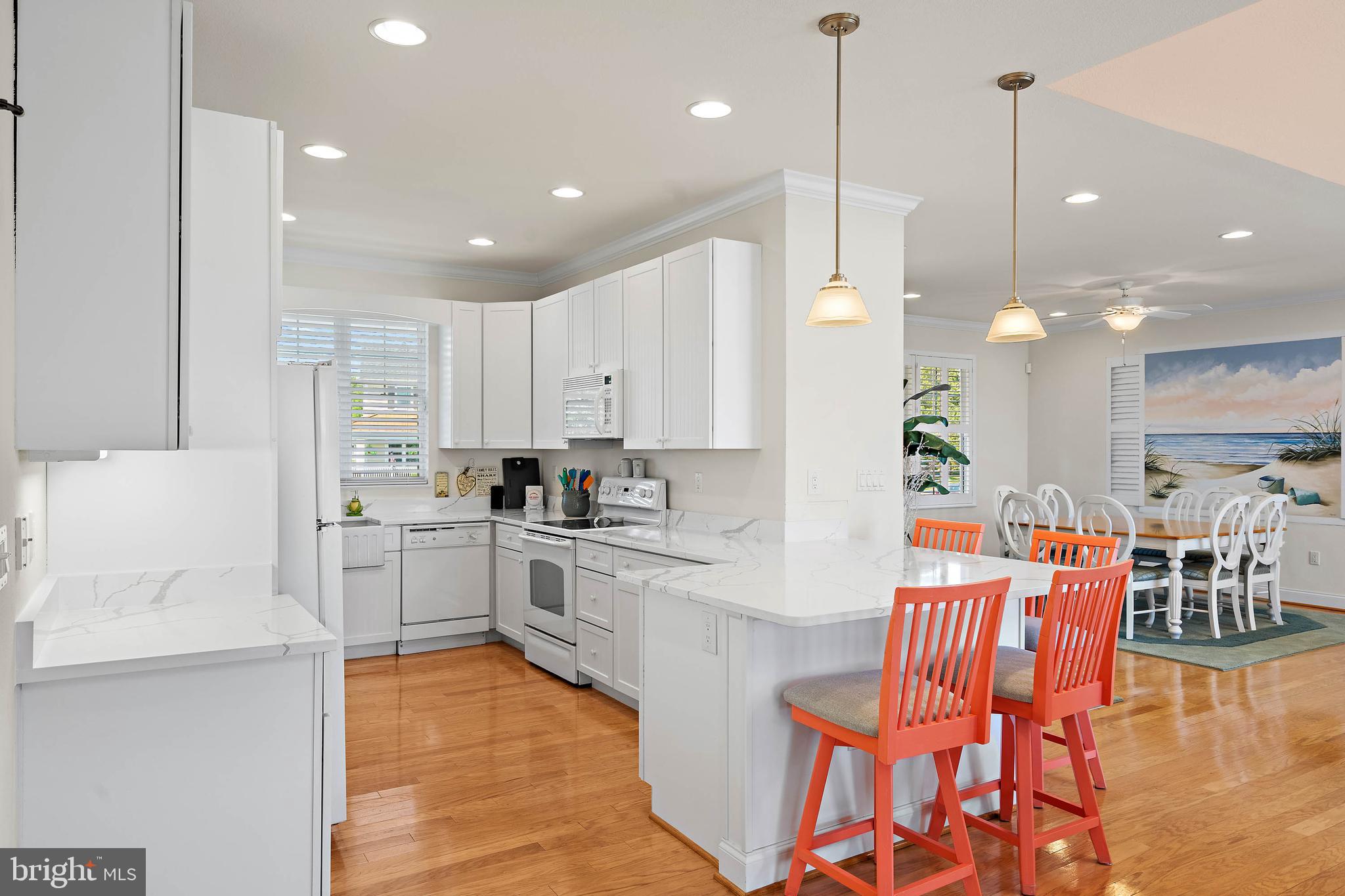 REFUGE AT DIRICKSON CREEK - Residential