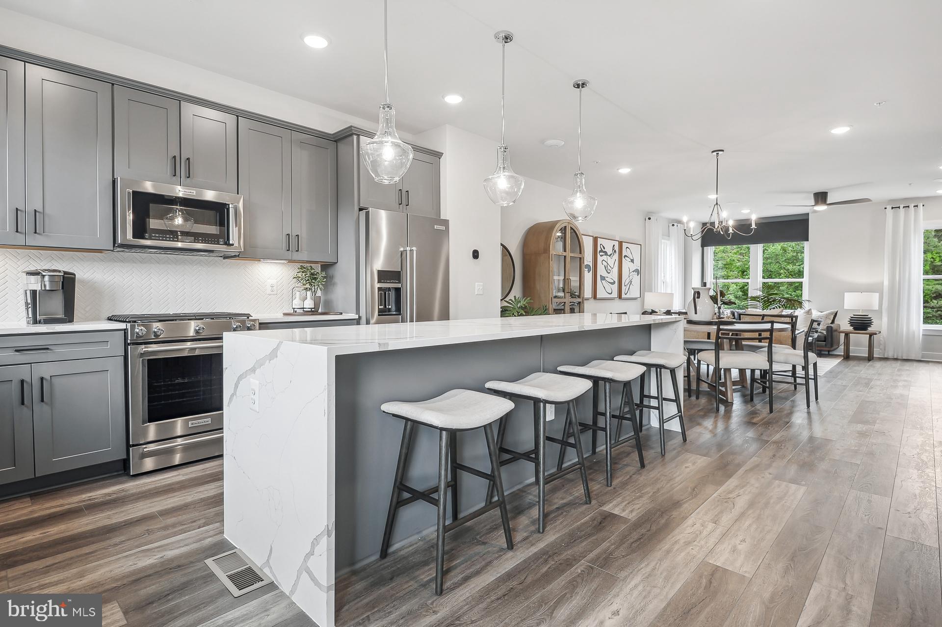 OVERLOOK AT FAIRFAX BOULEVARD - Residential