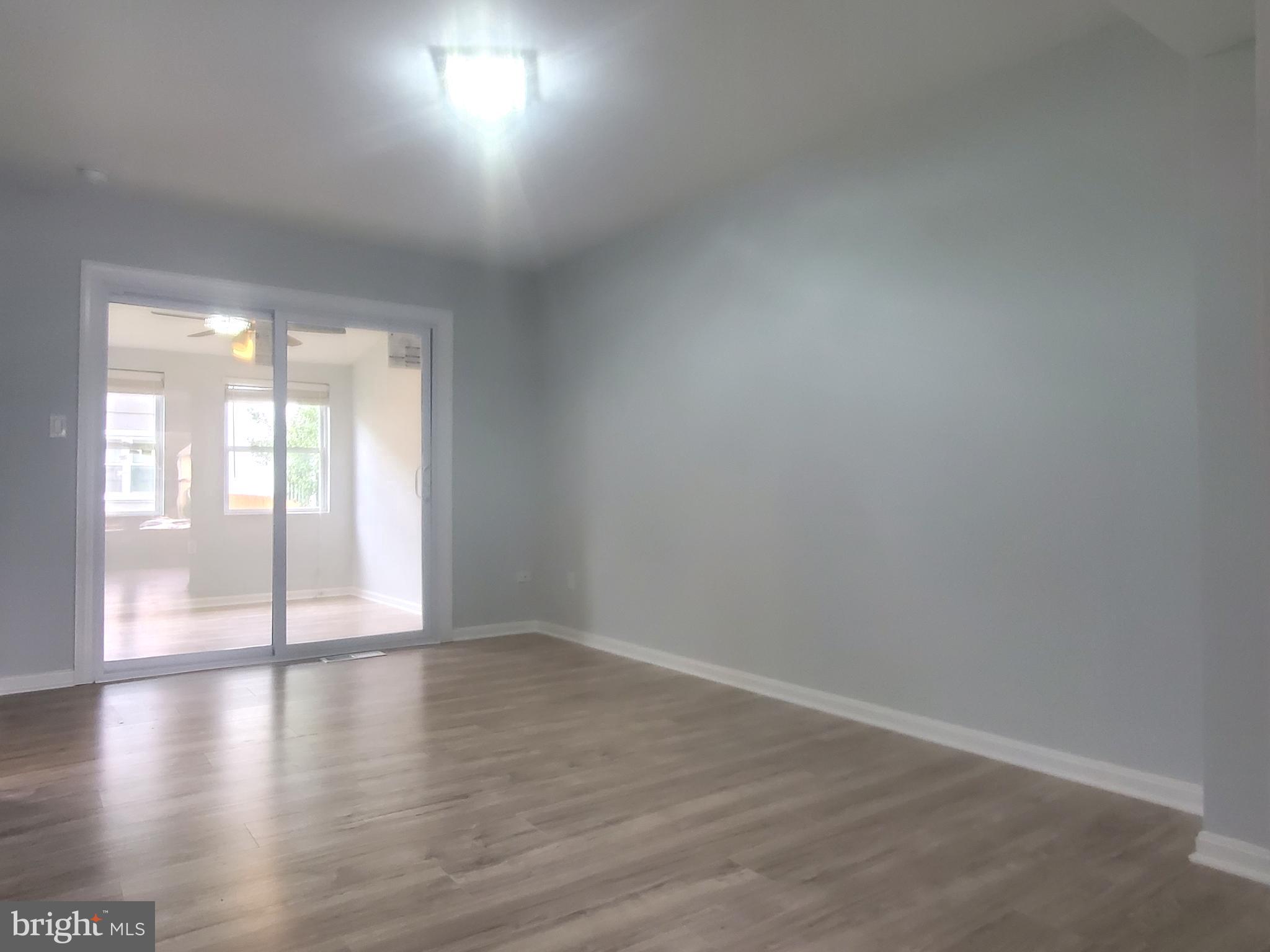 OLDE MILL CONDOMINIUM III - Residential