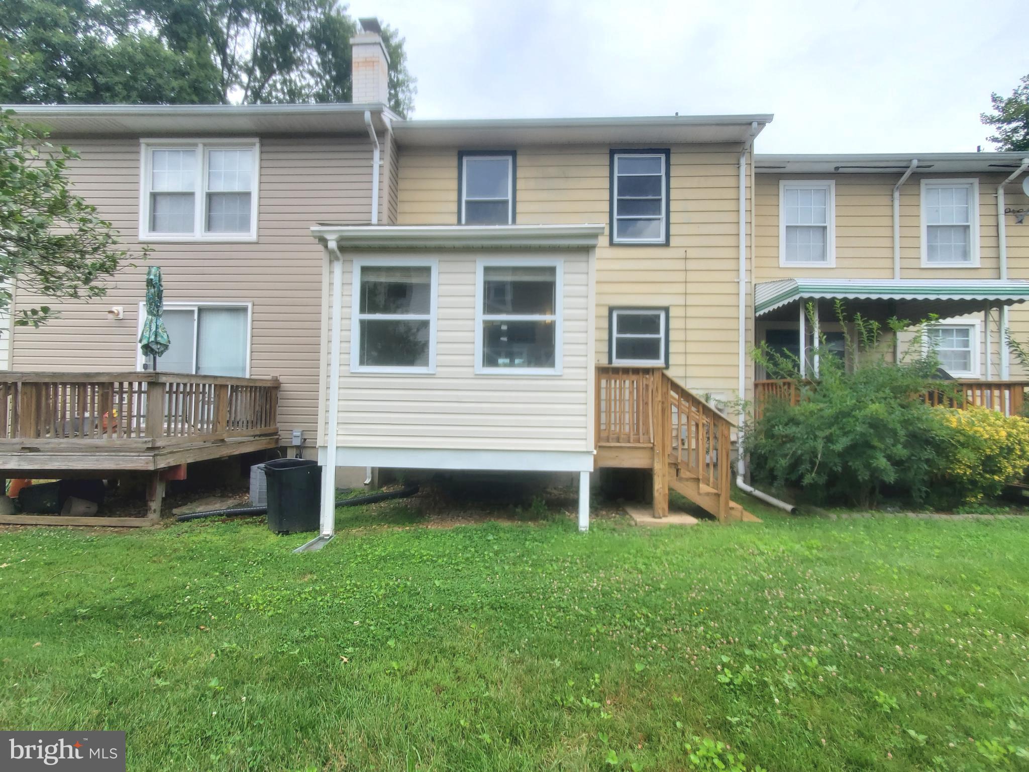 OLDE MILL CONDOMINIUM III - Residential