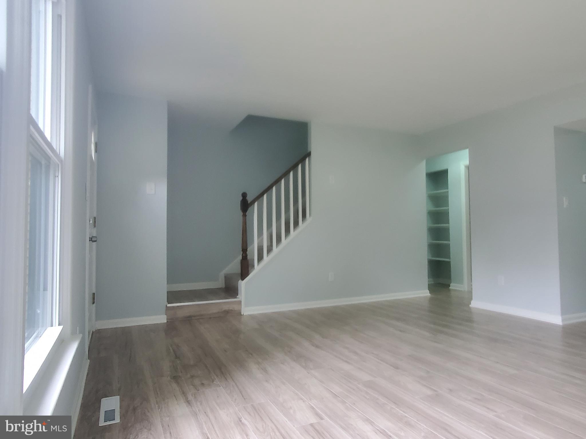 OLDE MILL CONDOMINIUM III - Residential