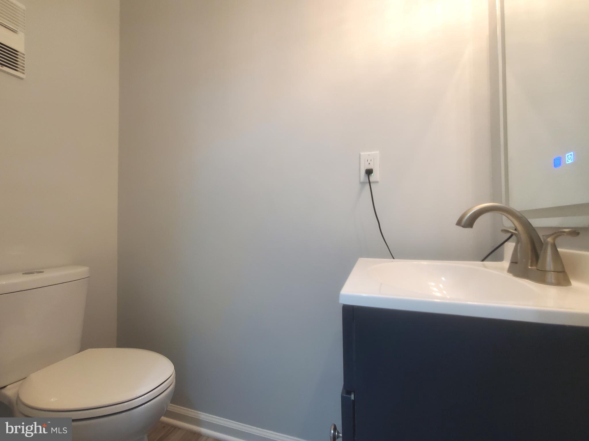 OLDE MILL CONDOMINIUM III - Residential