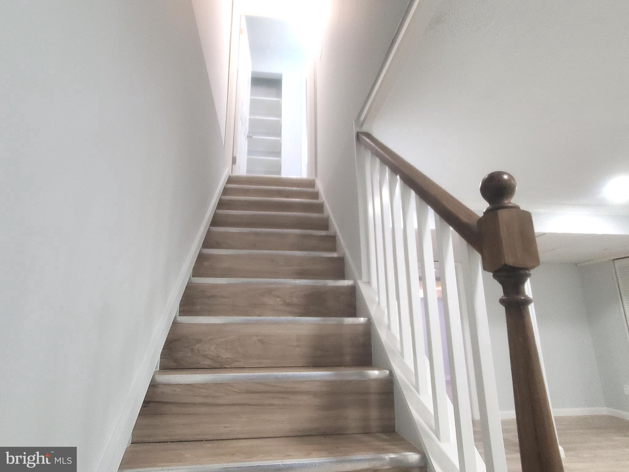 OLDE MILL CONDOMINIUM III - Residential