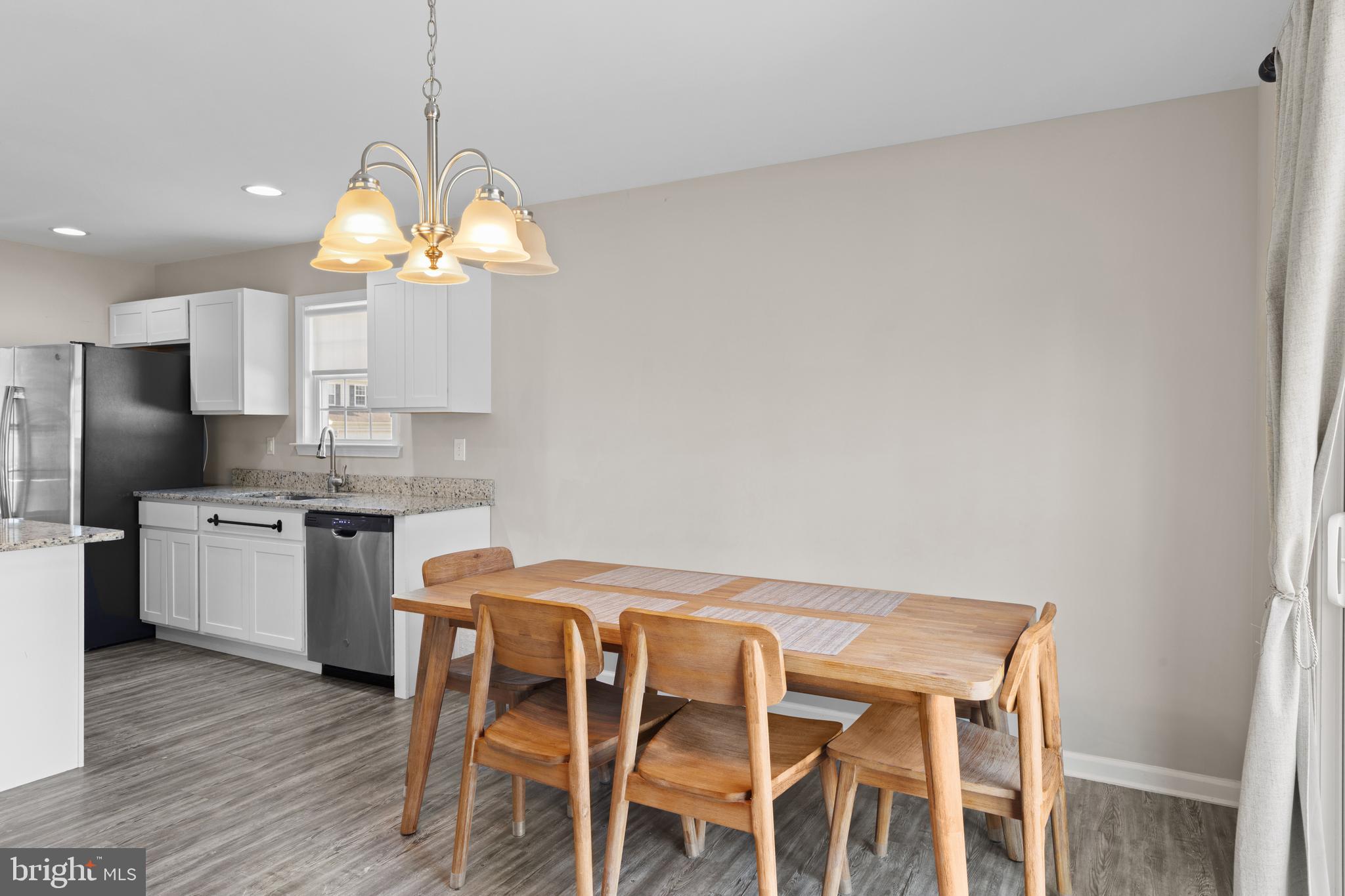 CEDAR COMMONS - Residential