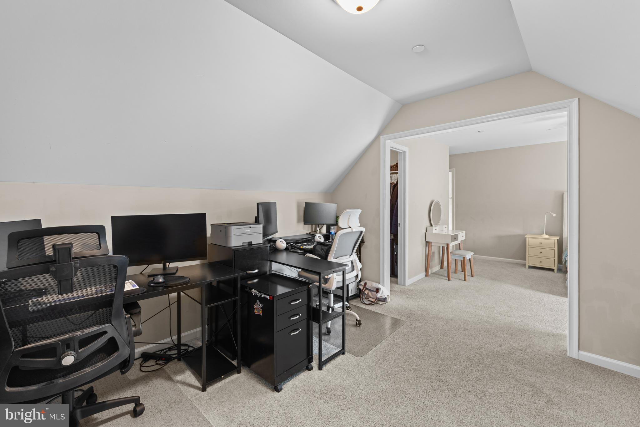 CEDAR COMMONS - Residential
