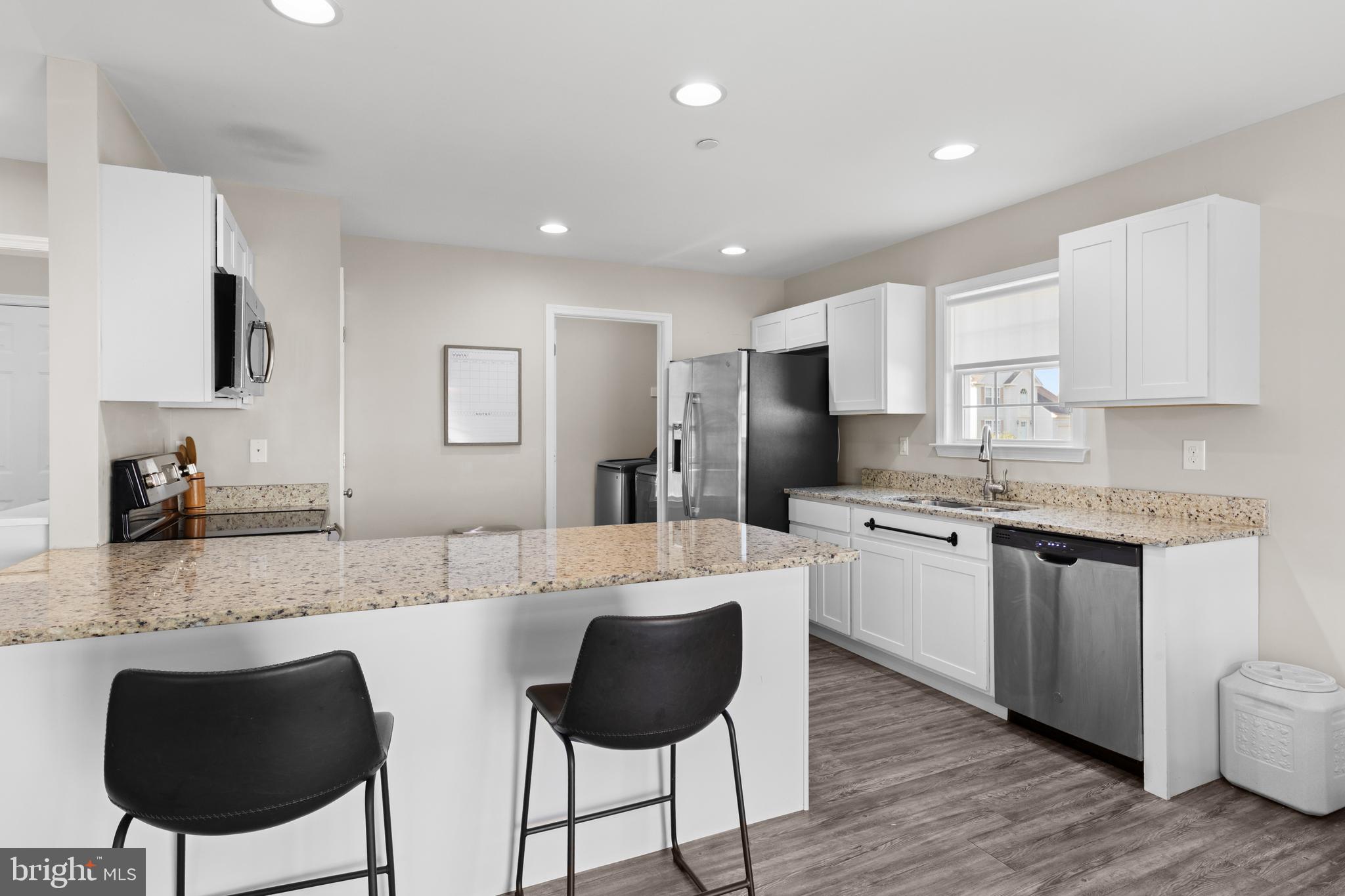 CEDAR COMMONS - Residential