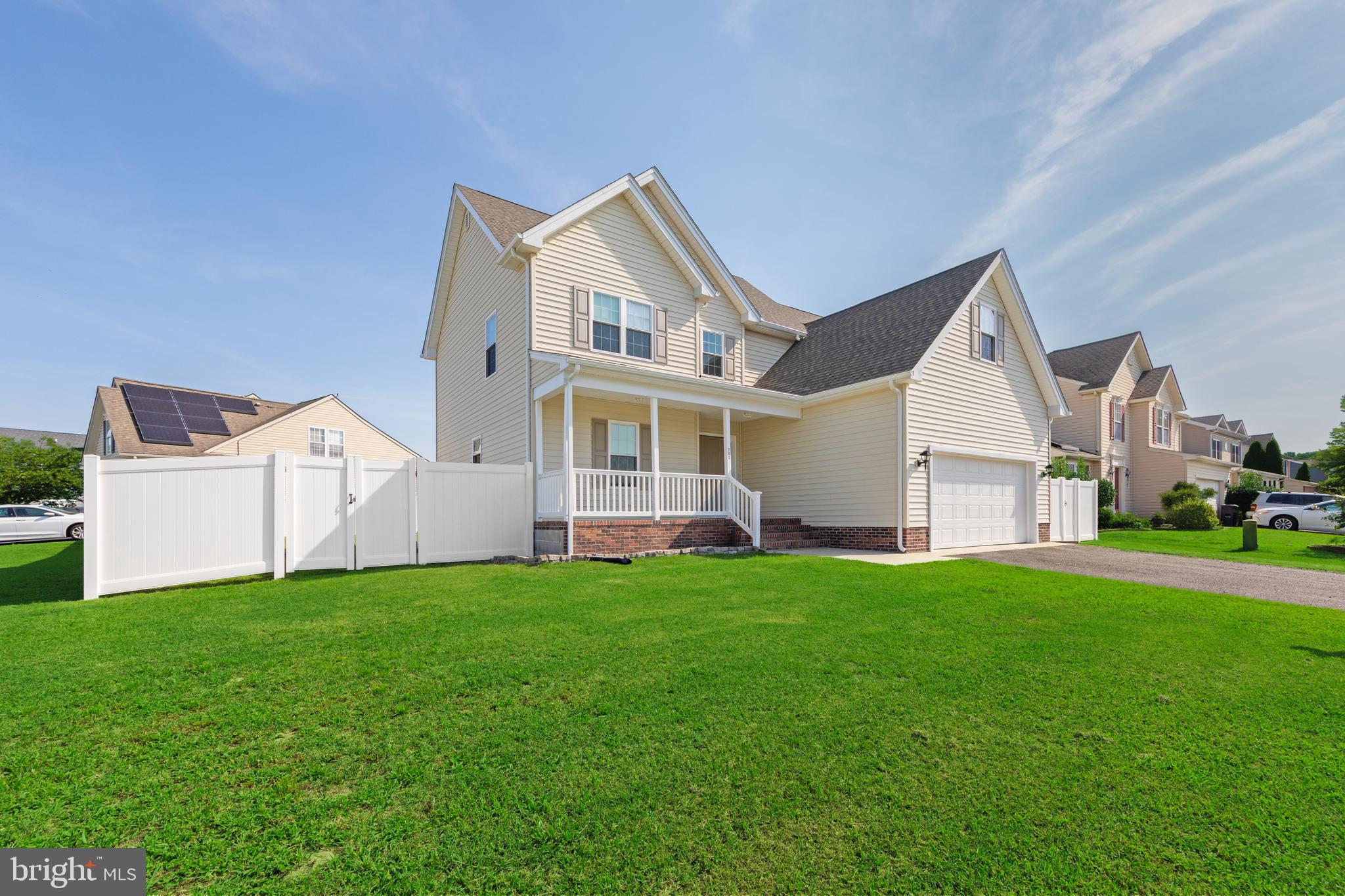 CEDAR COMMONS - Residential