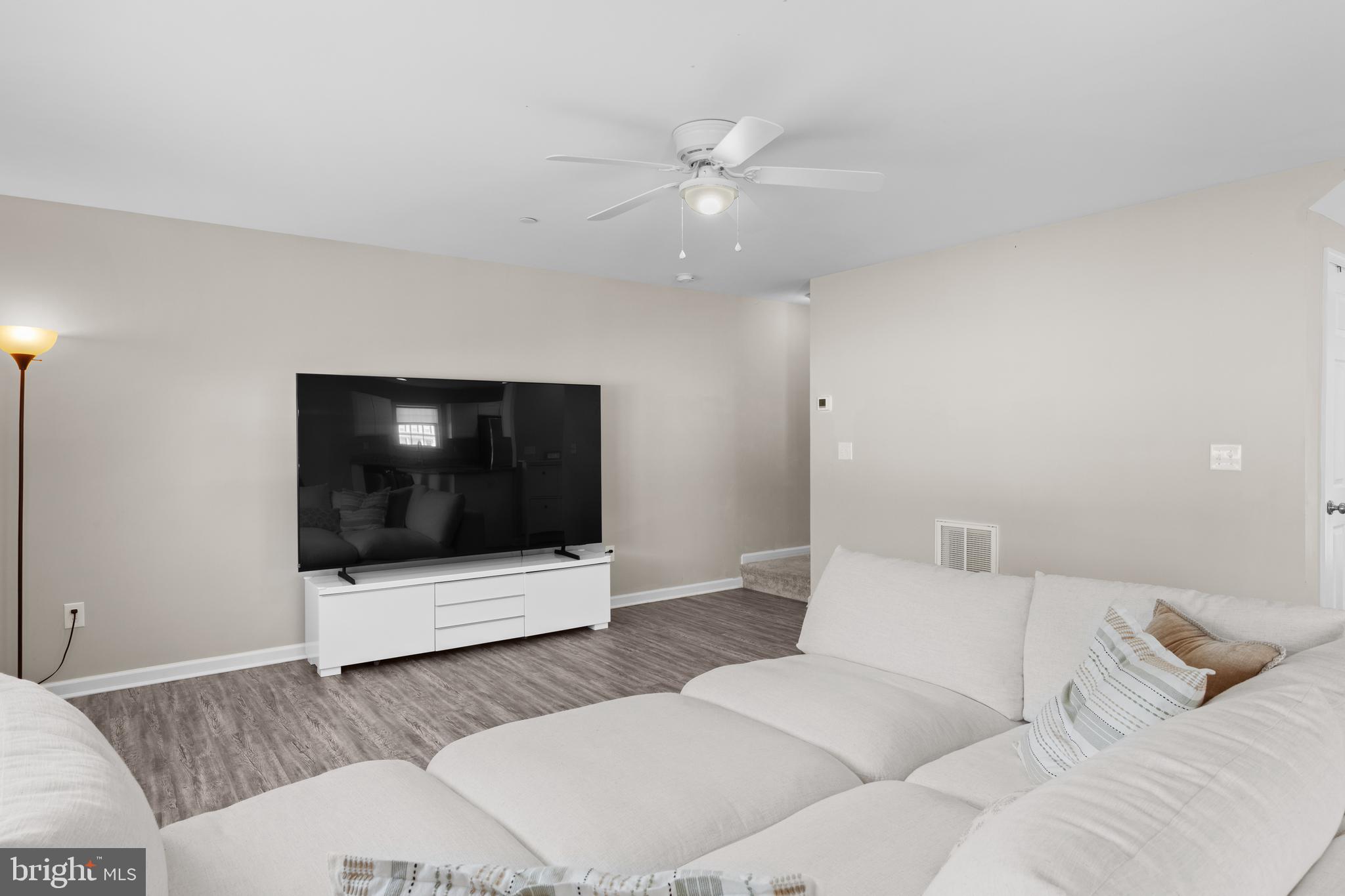 CEDAR COMMONS - Residential