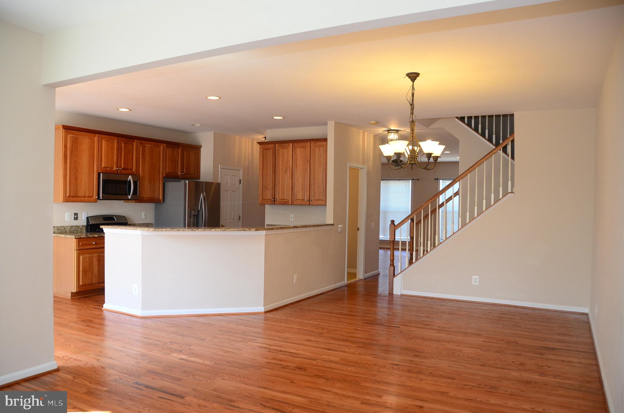 LOUDOUN PARKWAY CENTER - Residential Lease