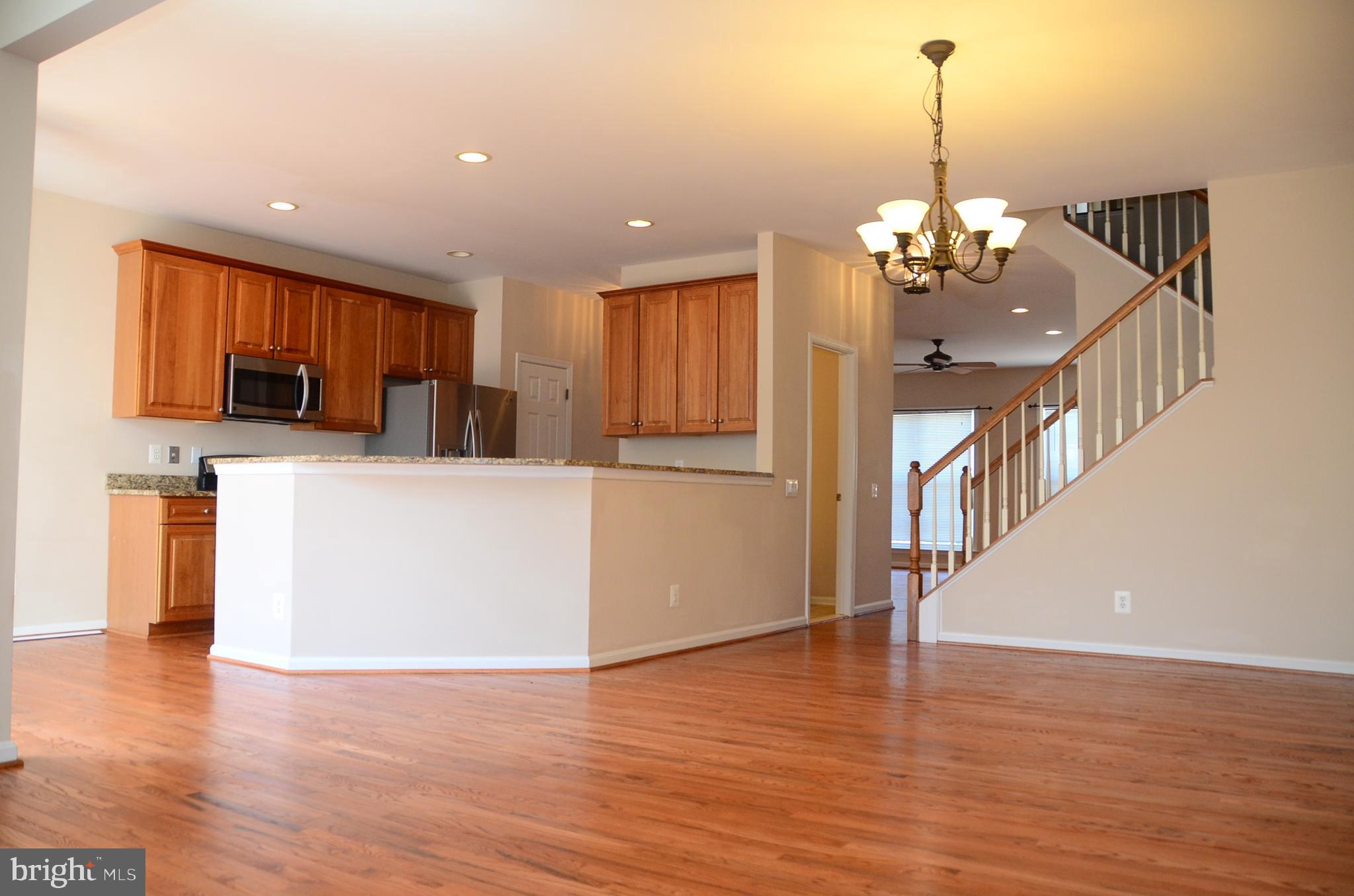 LOUDOUN PARKWAY CENTER - Residential Lease