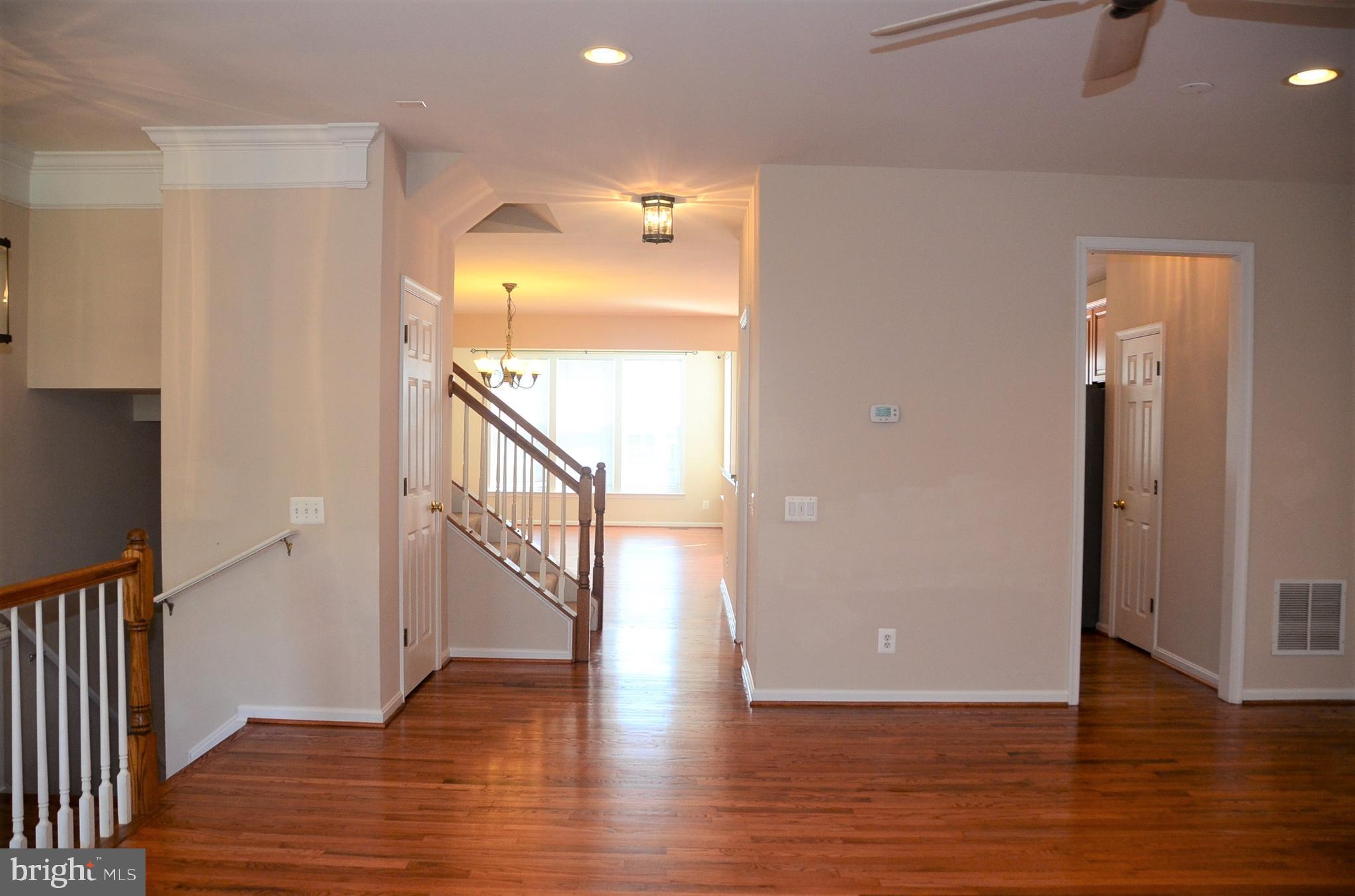 LOUDOUN PARKWAY CENTER - Residential Lease