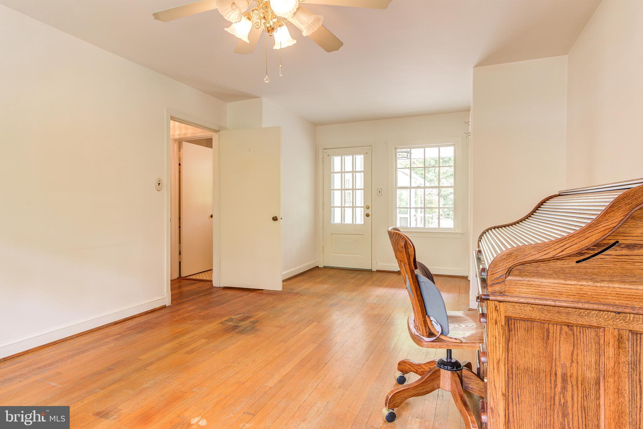 PLEASANT RIDGE - Residential
