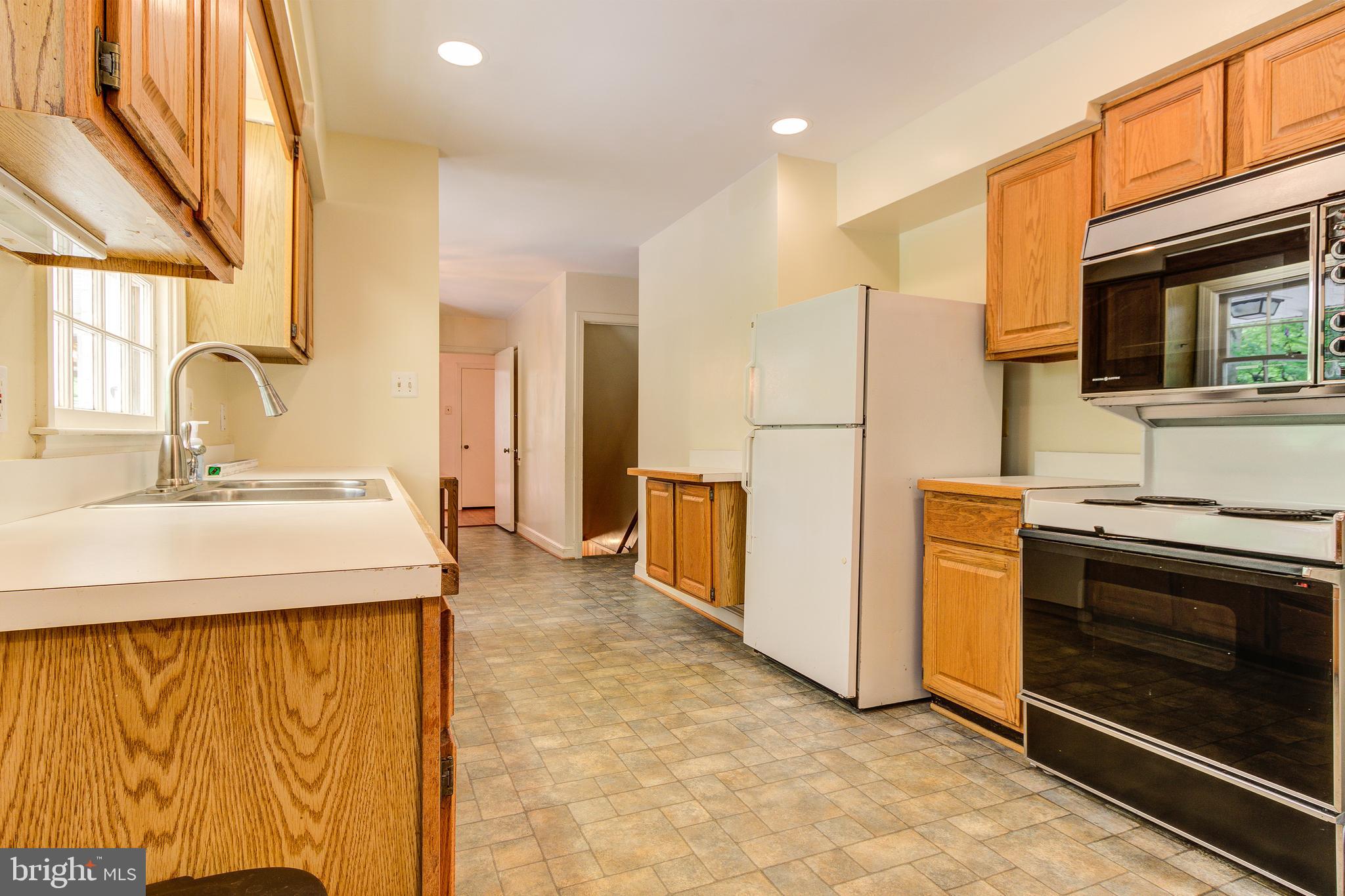 PLEASANT RIDGE - Residential