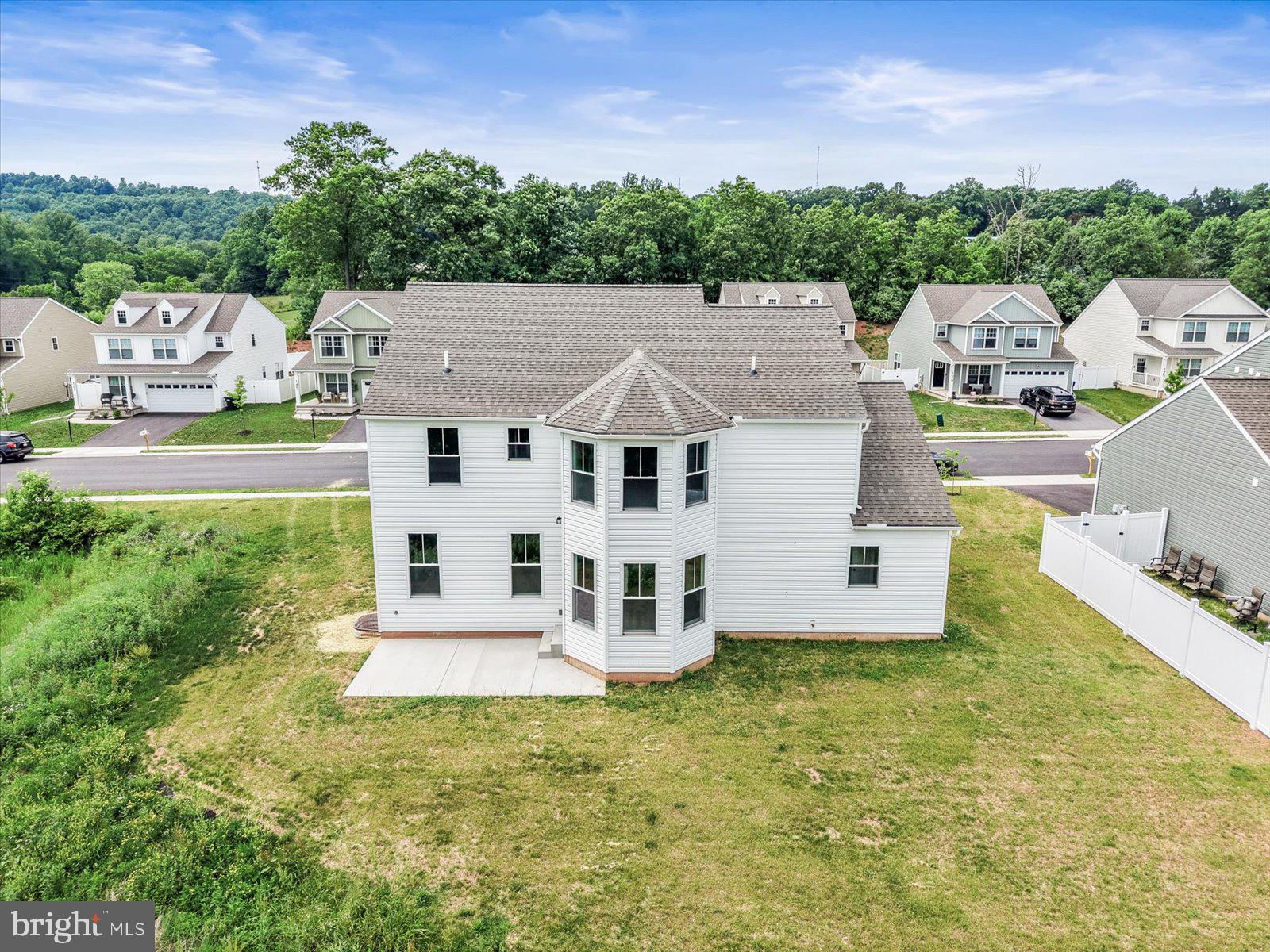 MILLWOOD HOMES AT BENNETT RUN - Residential