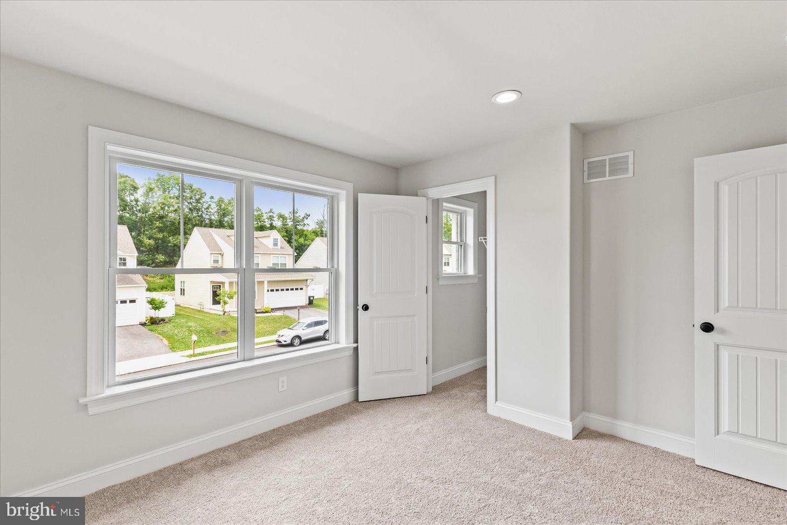 MILLWOOD HOMES AT BENNETT RUN - Residential