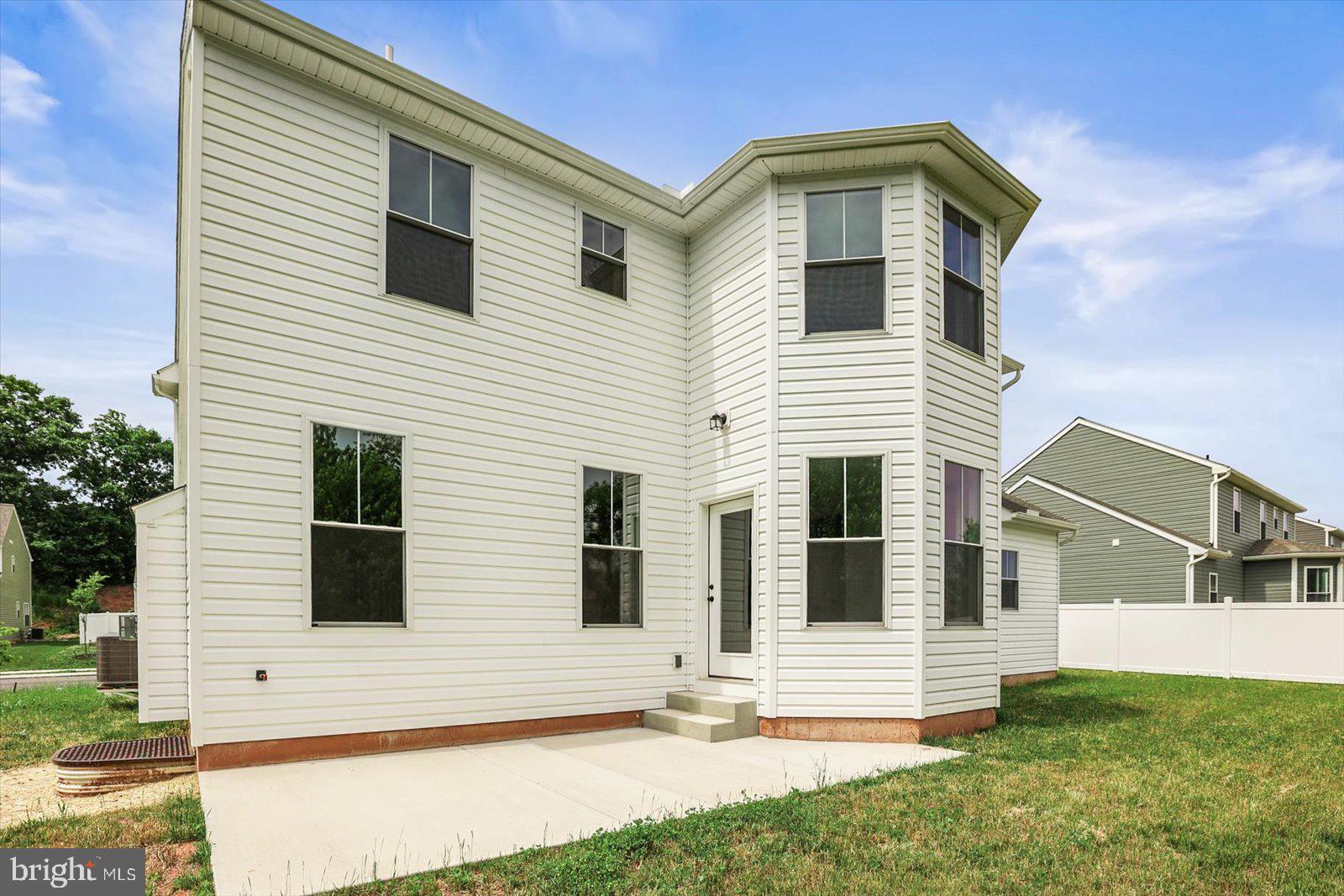 MILLWOOD HOMES AT BENNETT RUN - Residential