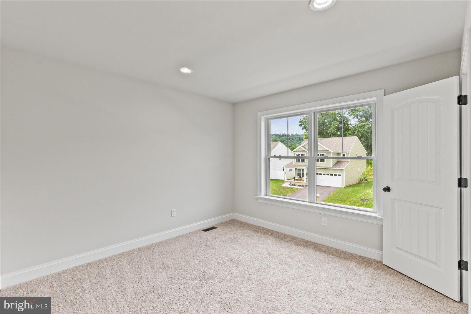 MILLWOOD HOMES AT BENNETT RUN - Residential