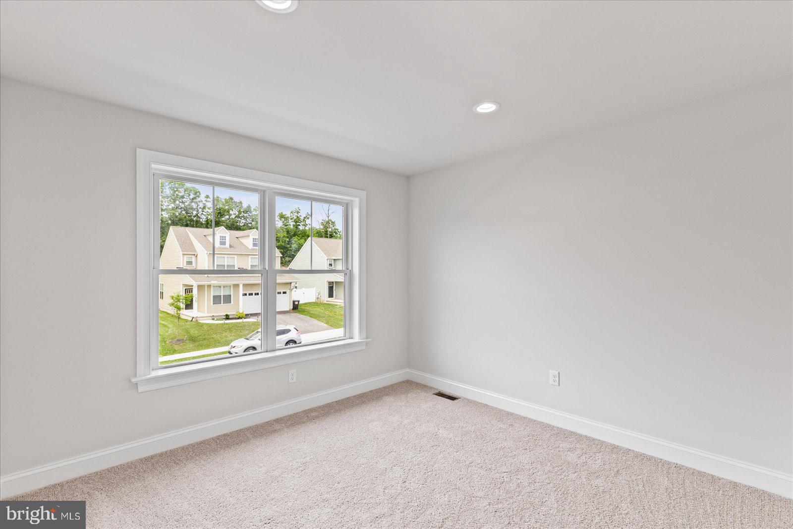 MILLWOOD HOMES AT BENNETT RUN - Residential