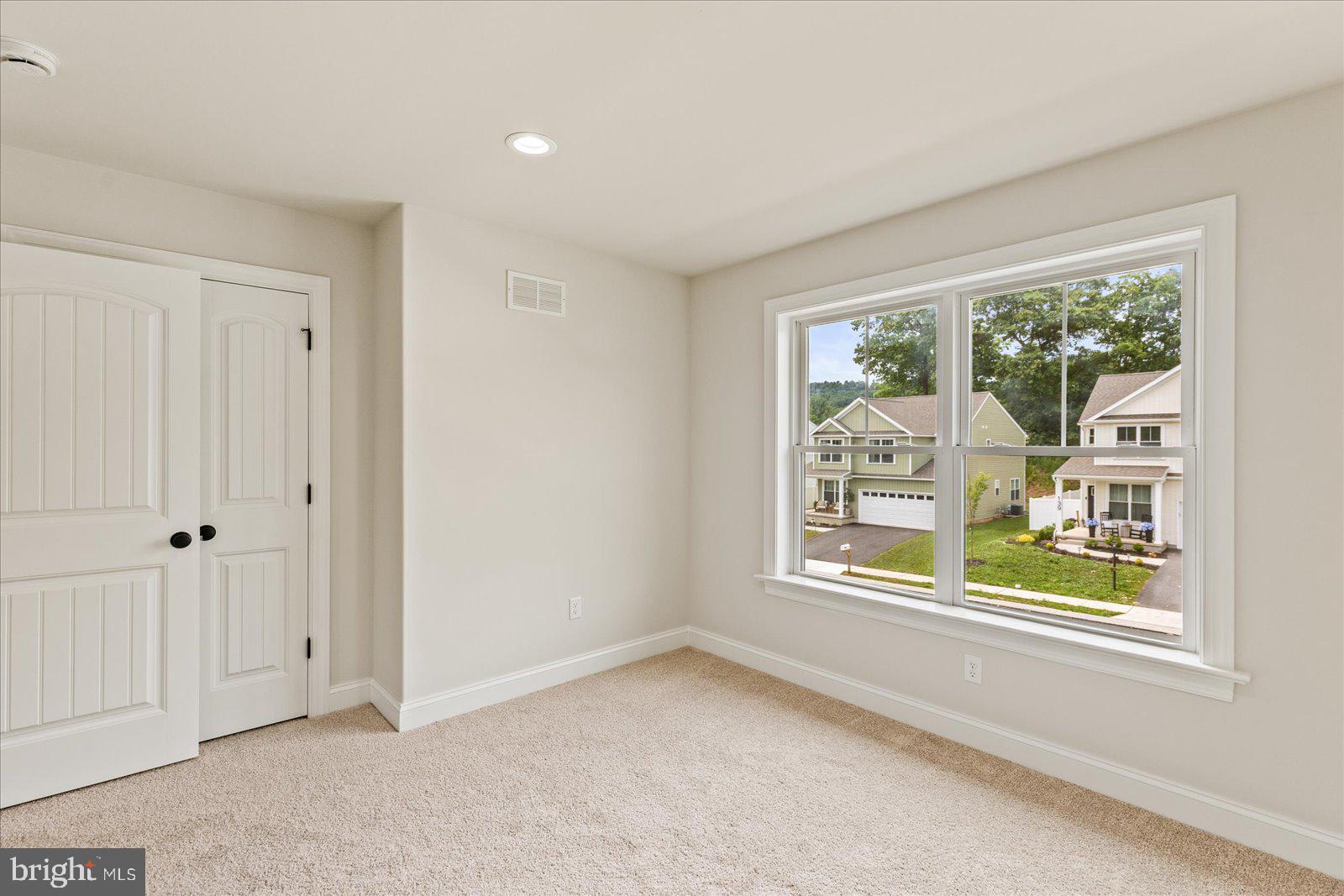 MILLWOOD HOMES AT BENNETT RUN - Residential
