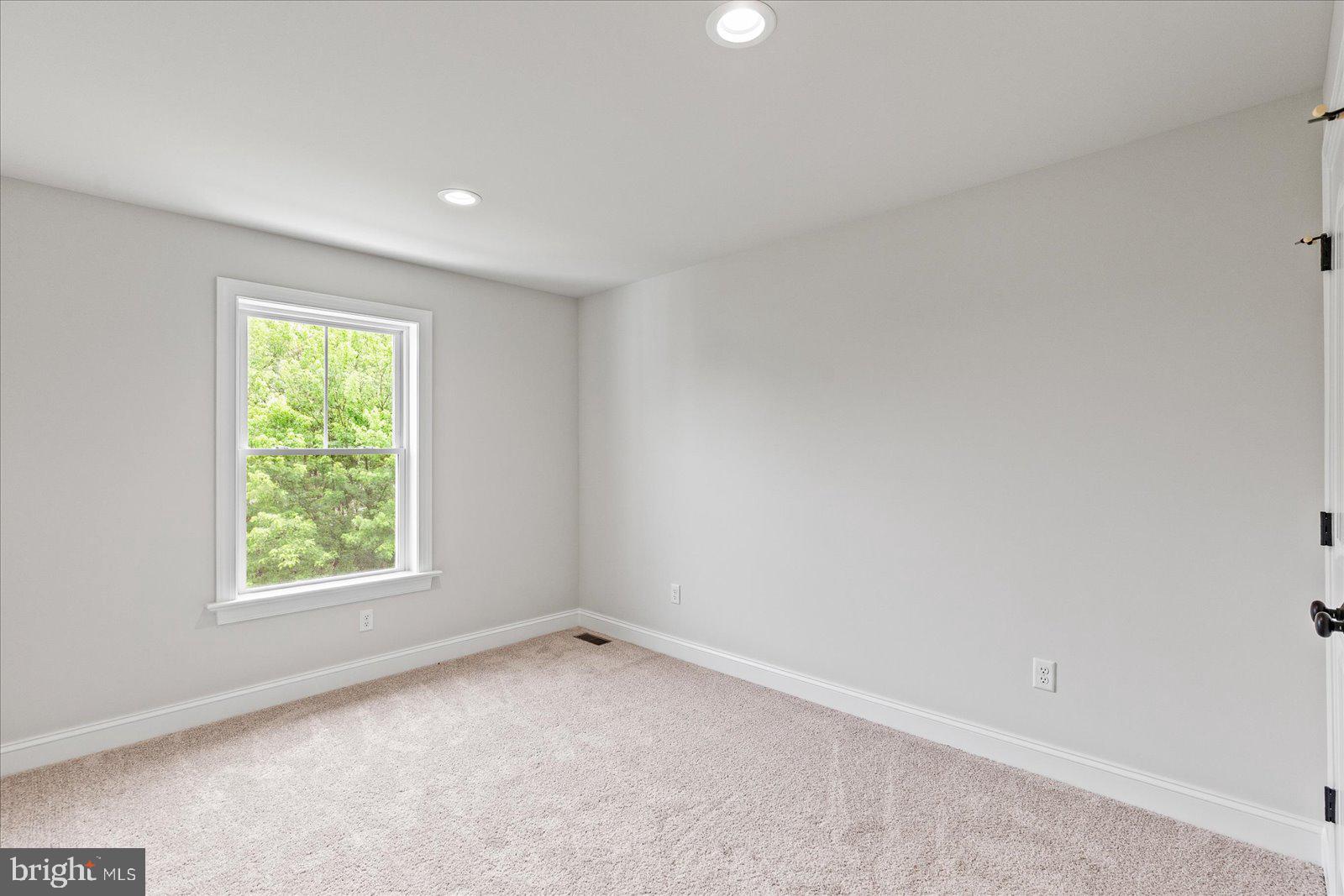 MILLWOOD HOMES AT BENNETT RUN - Residential