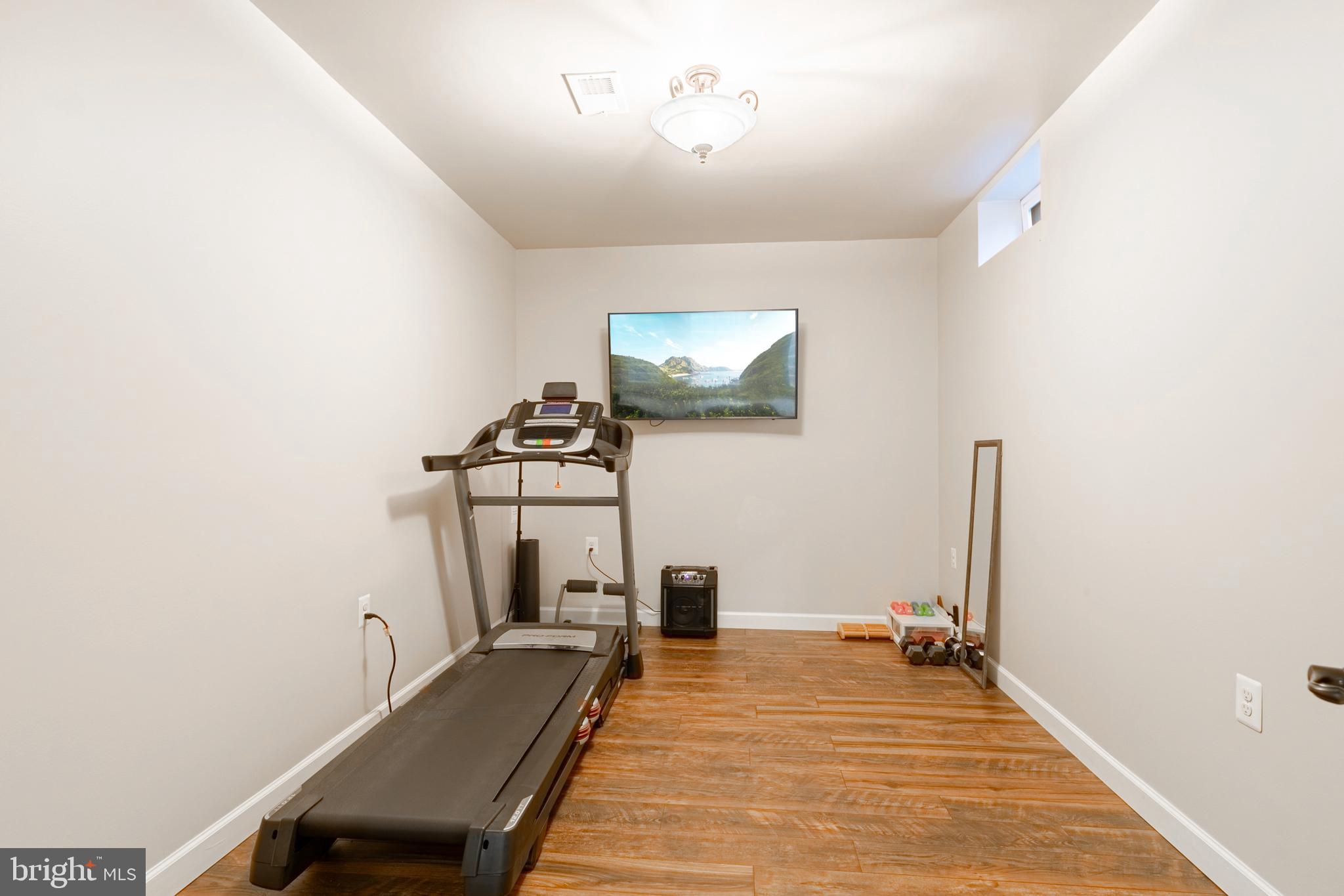 MARBURY - Residential
