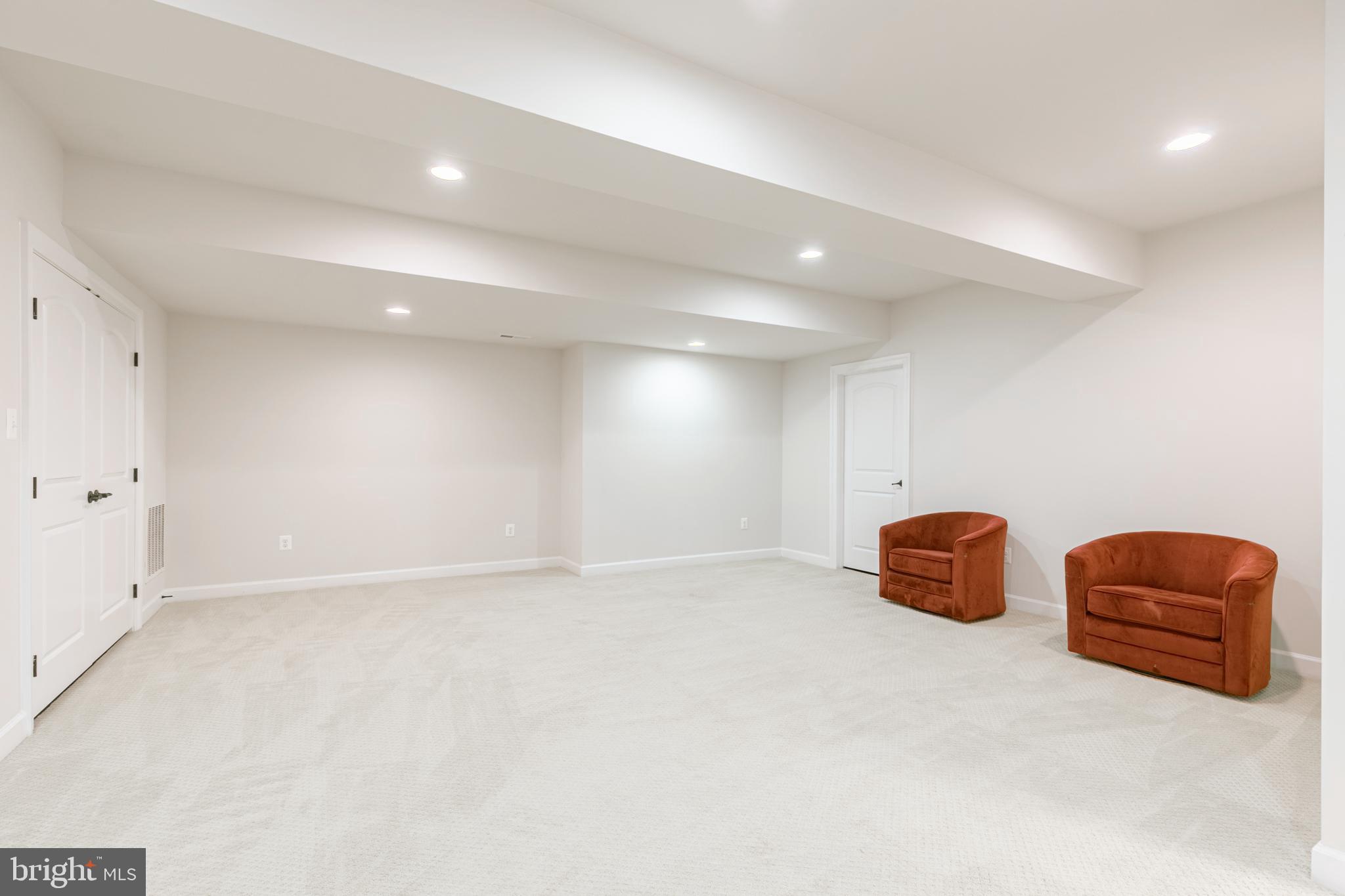 MARBURY - Residential