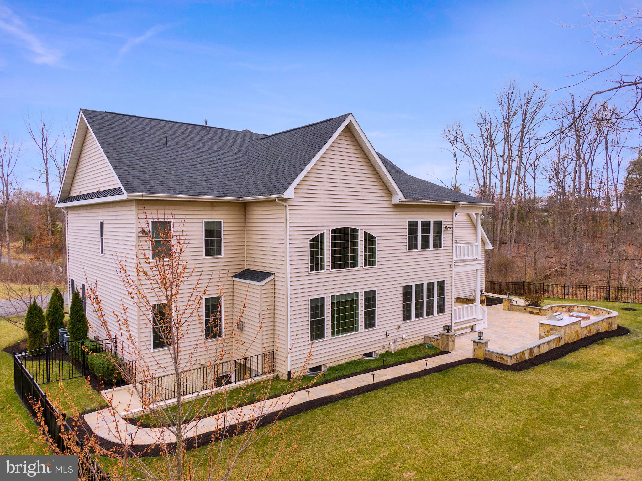 MARBURY - Residential