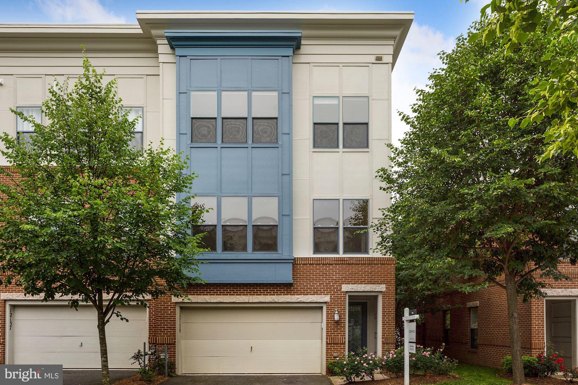Contemporary end unit across from Fairfax Towne Center. Super convenient to Rt. 50 and I-66. Spectacular features incl an expansive open flr plan, modern chef's kitchen & large owner's suite. Top floor recreation area w/walk out to roof-top patio. Immaculate and ready for move-in.  $39.99 APP FEE/applicant using RentSpree & 1st month's rent wired to Compass. ***24 month minimum - LONG-TERM lease is preferred***