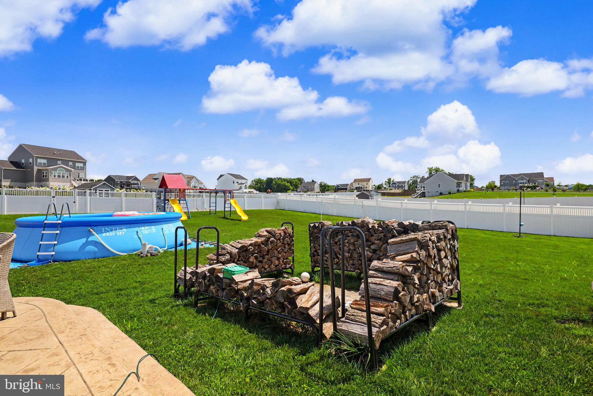 AMBERFIELD - Residential