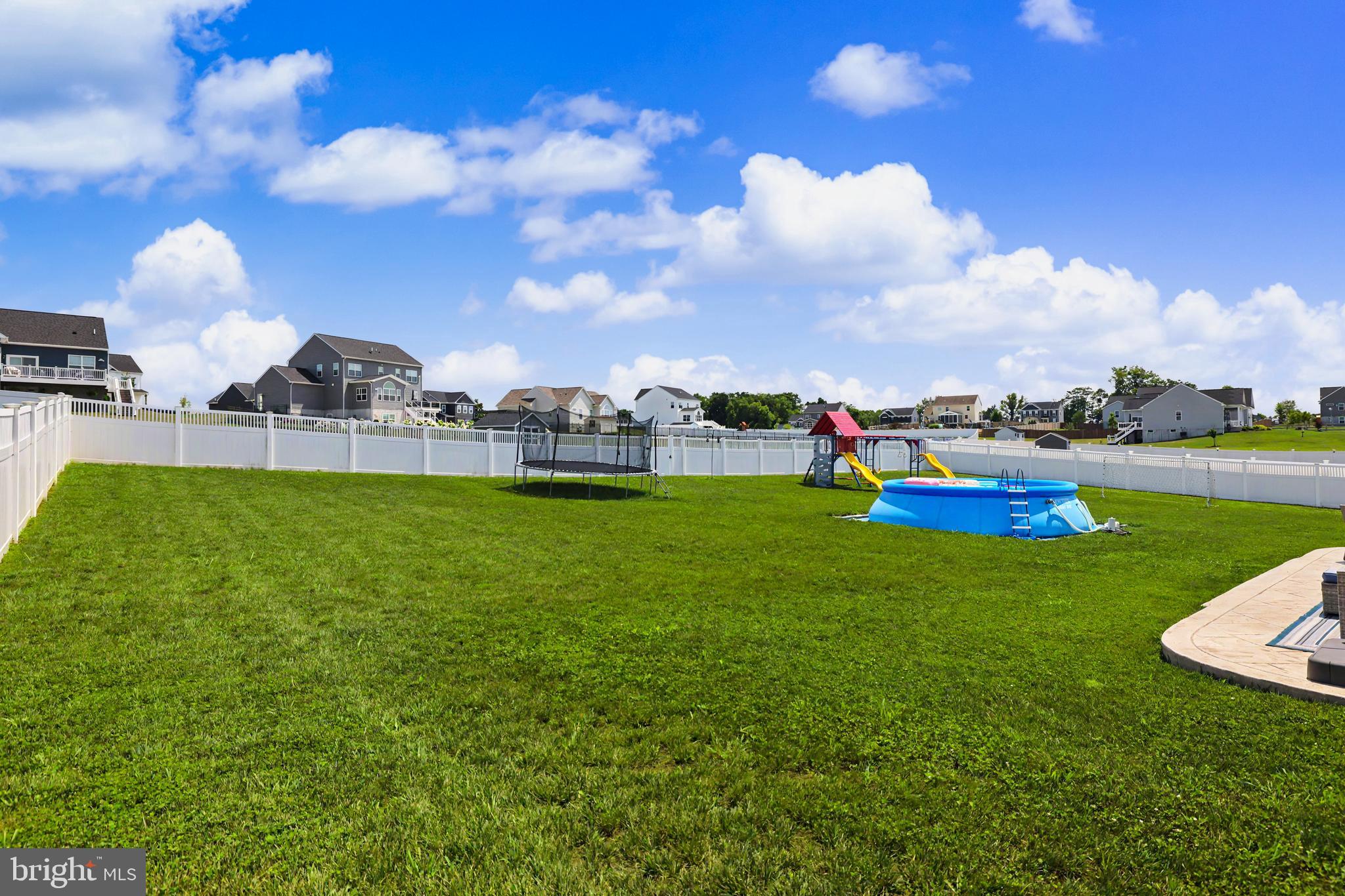 AMBERFIELD - Residential