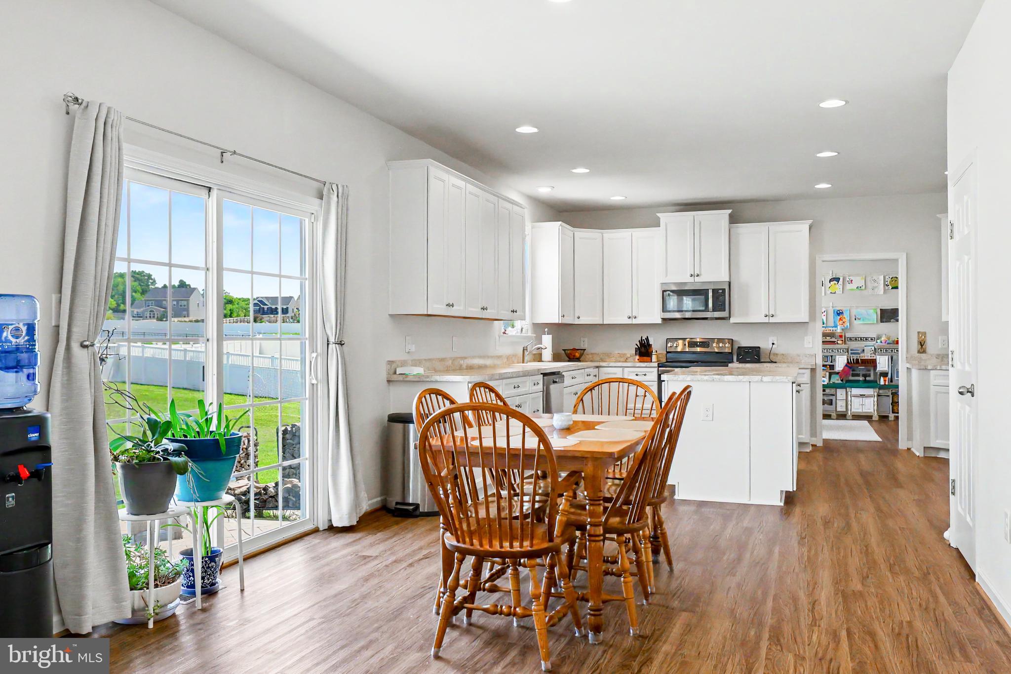 AMBERFIELD - Residential
