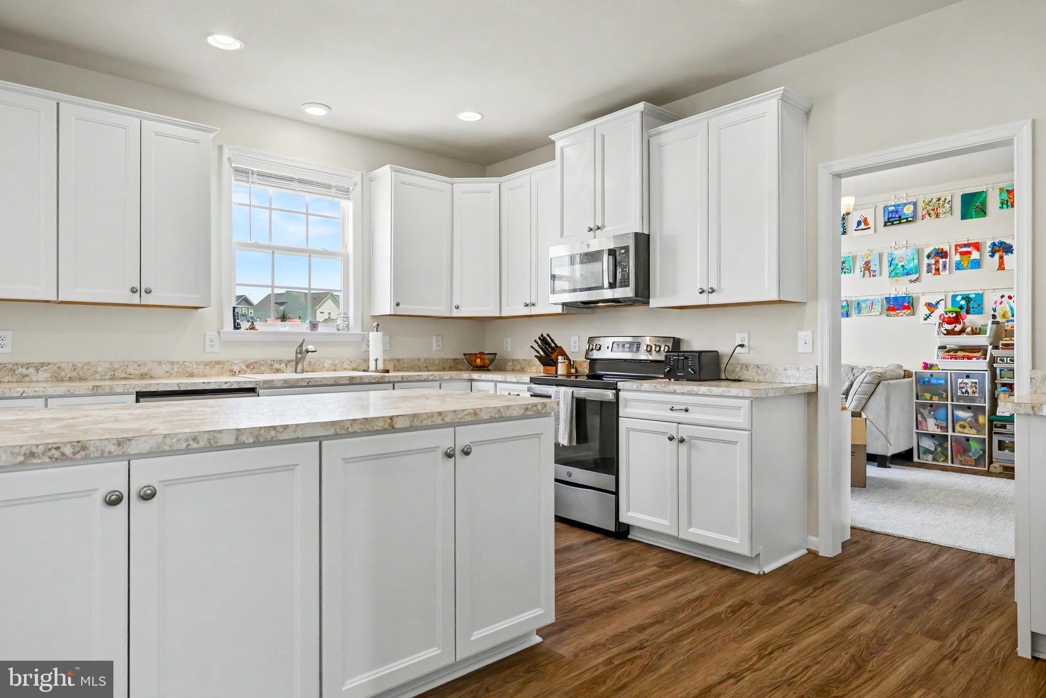 AMBERFIELD - Residential