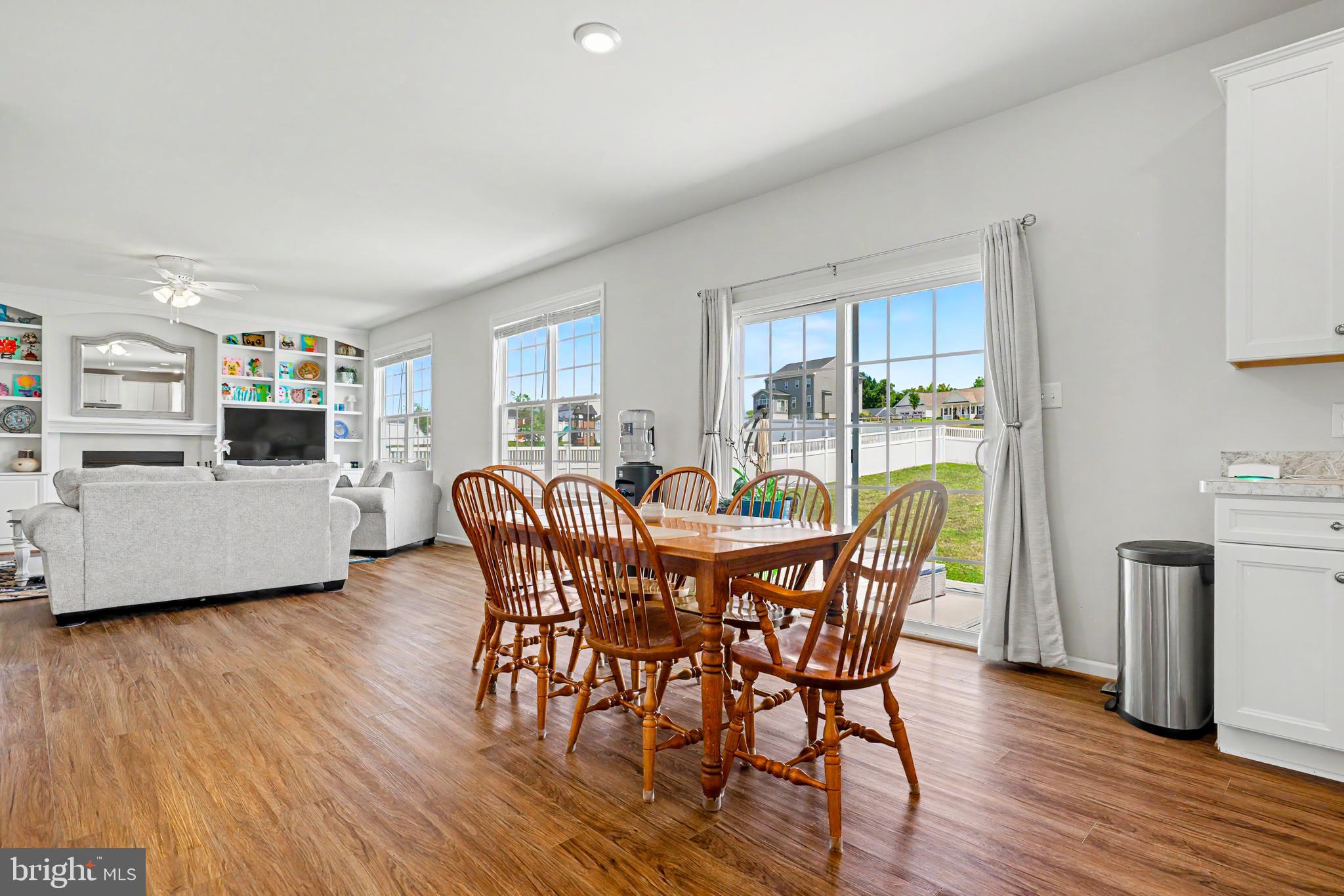 AMBERFIELD - Residential