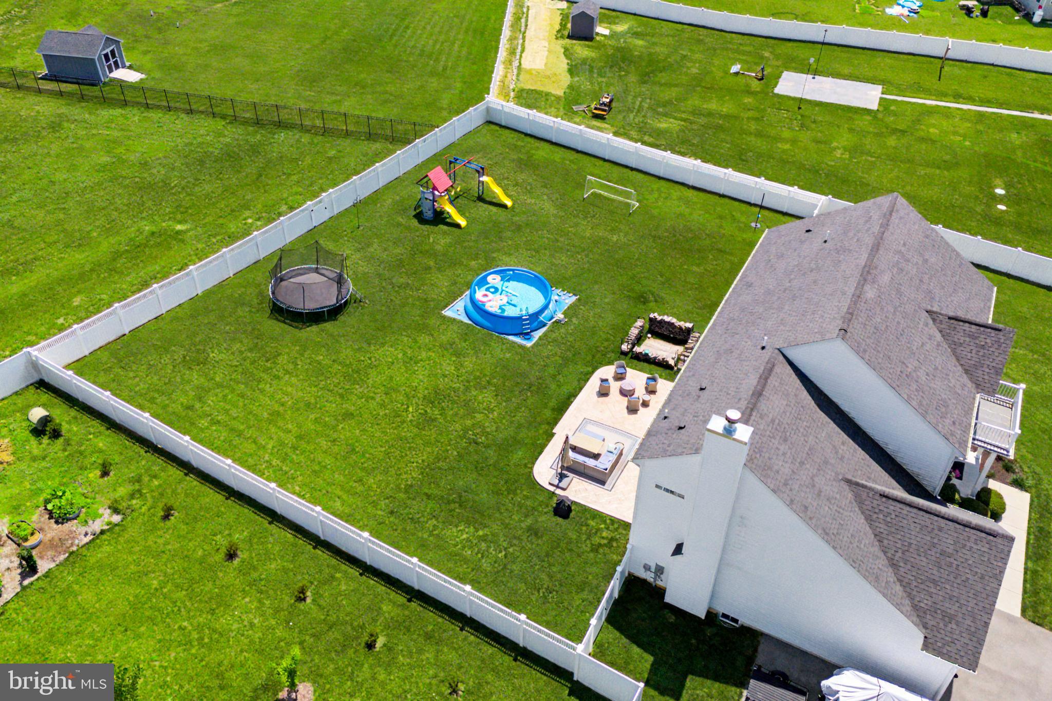 AMBERFIELD - Residential
