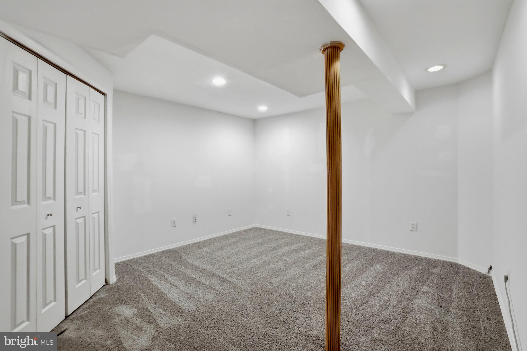 EXETER - Residential Lease
