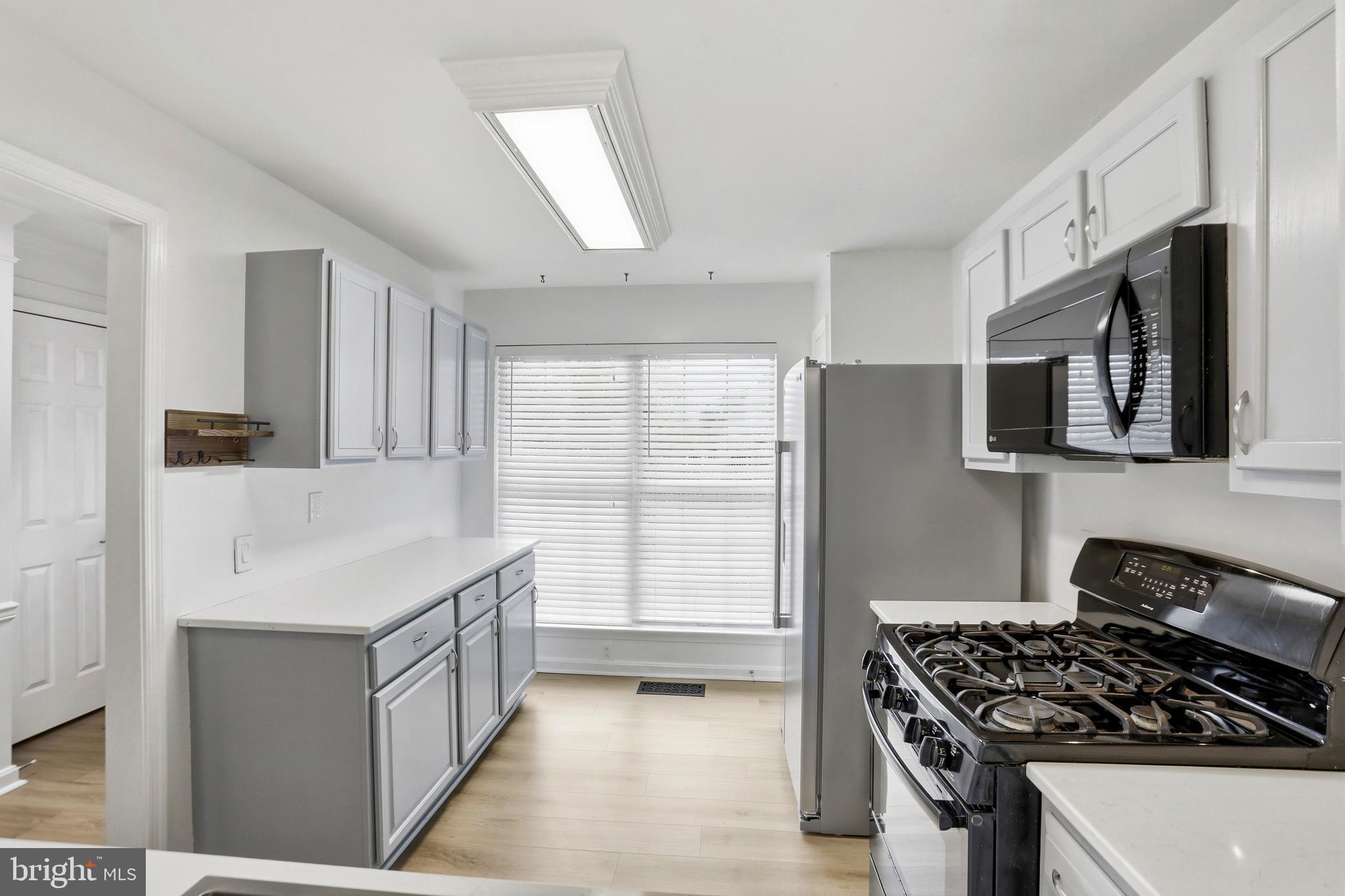EXETER - Residential Lease