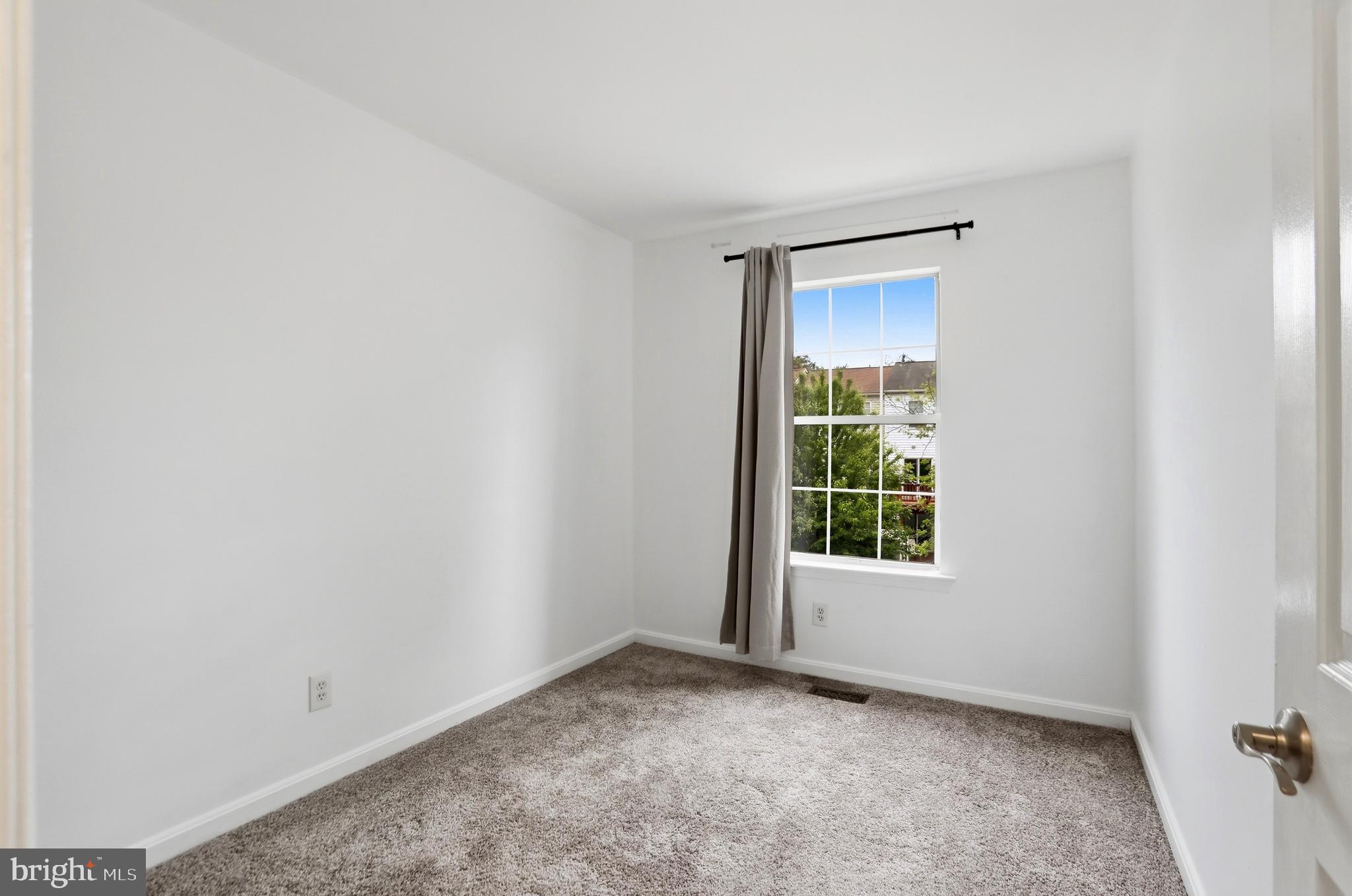 EXETER - Residential Lease
