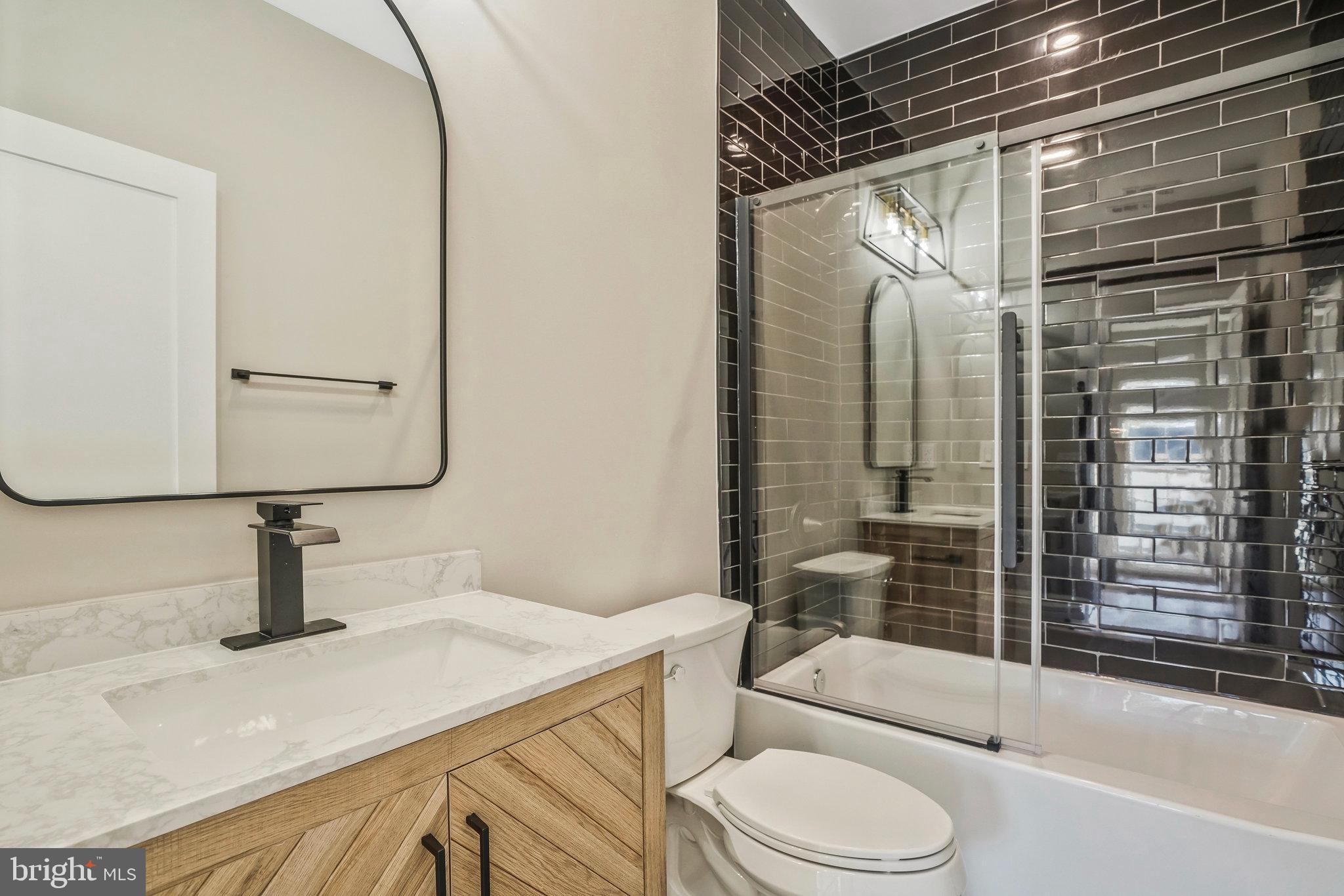 ARLINGTON FOREST - Residential