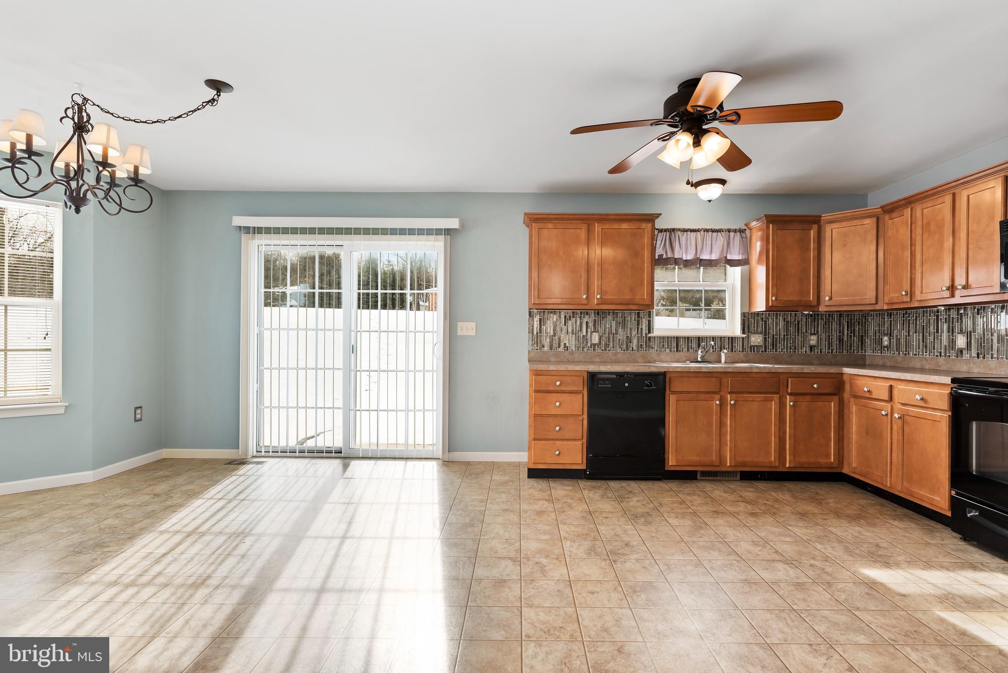 SCHOOLHOUSE CROSSING - Residential Lease