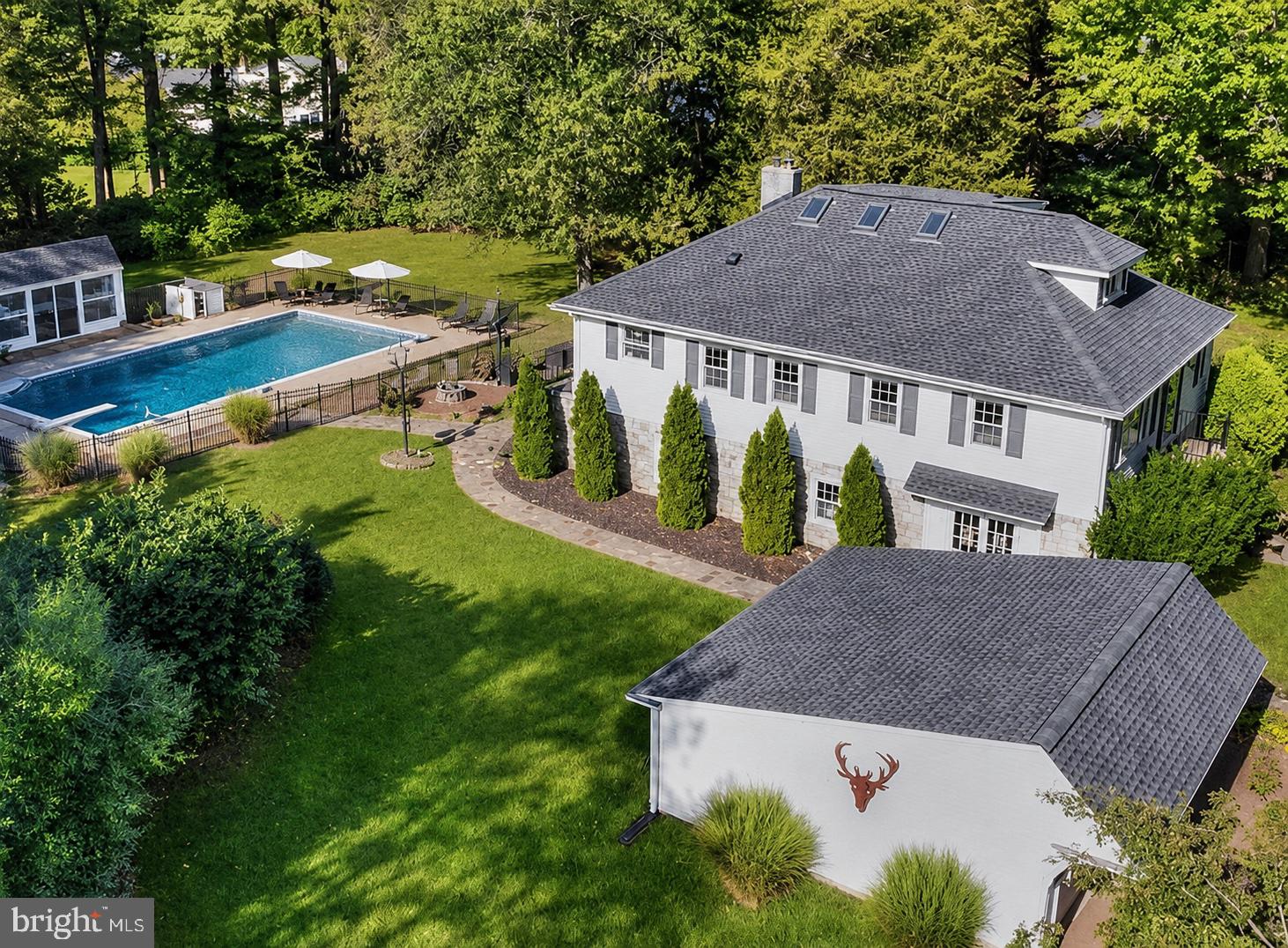 RIVER GLEN - Residential