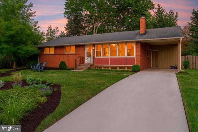 WAYNEWOOD - Residential