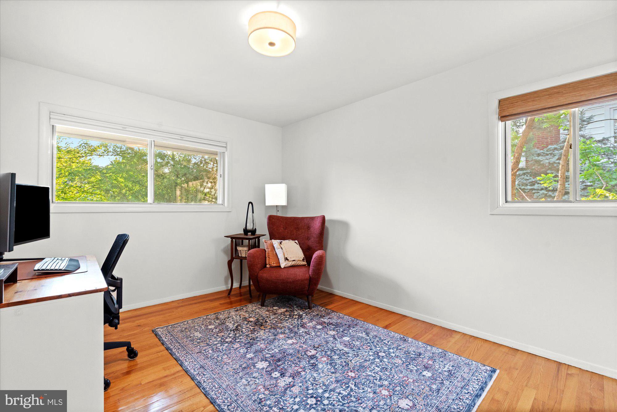 WAYNEWOOD - Residential
