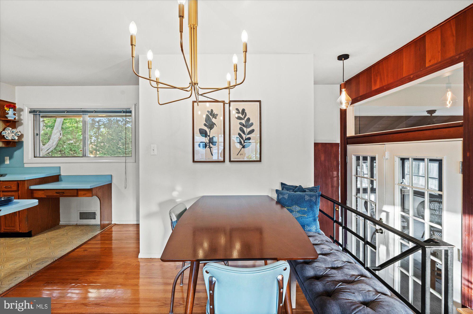 WAYNEWOOD - Residential