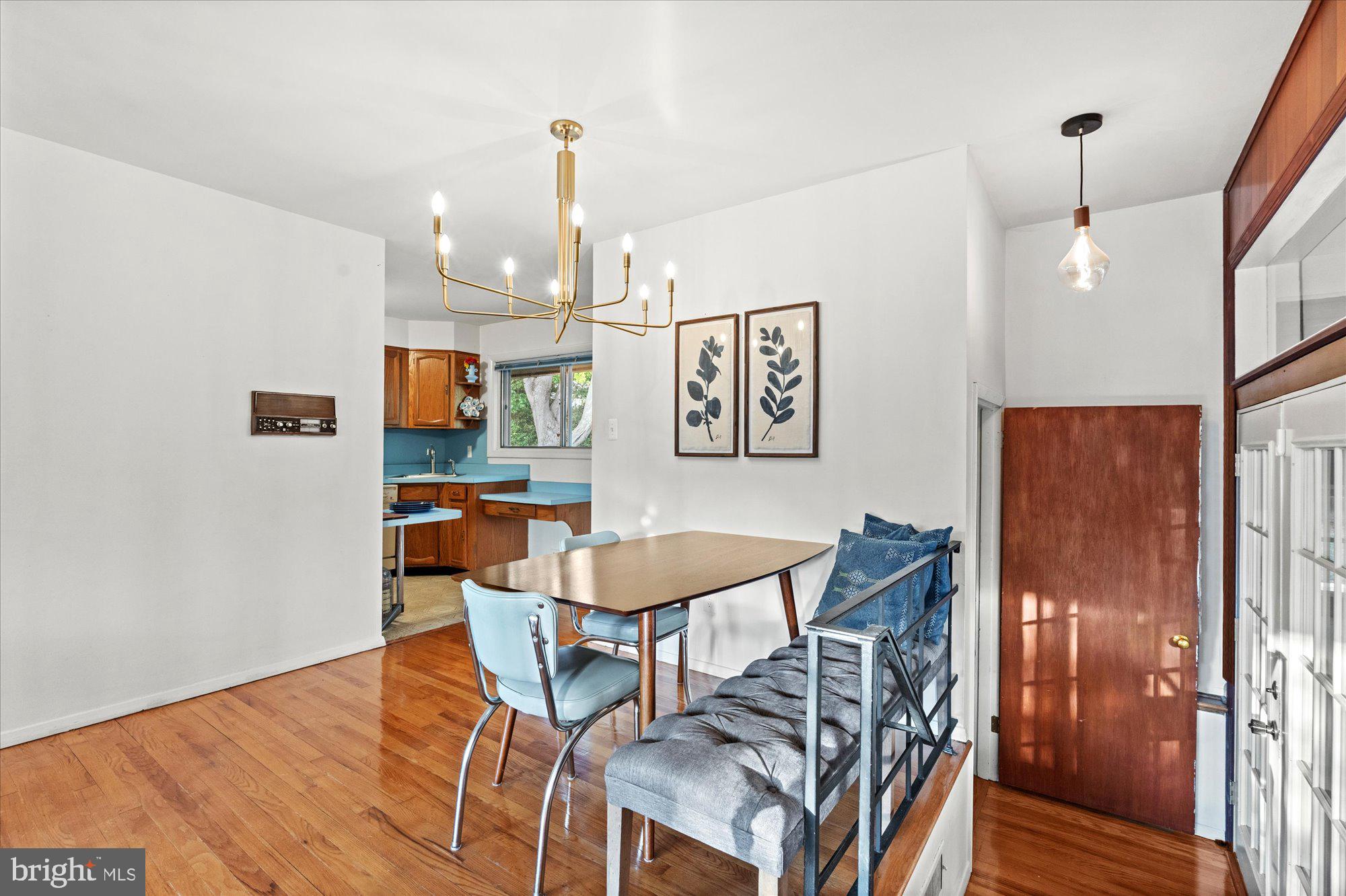 WAYNEWOOD - Residential