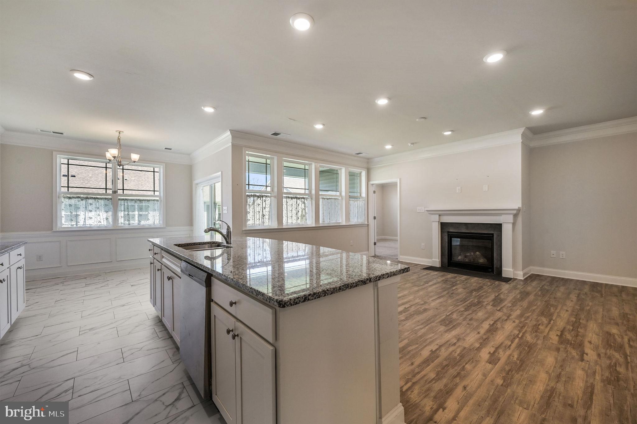 BERGMONT WOODS - Residential