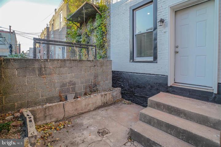WEST PASSYUNK - Residential Lease